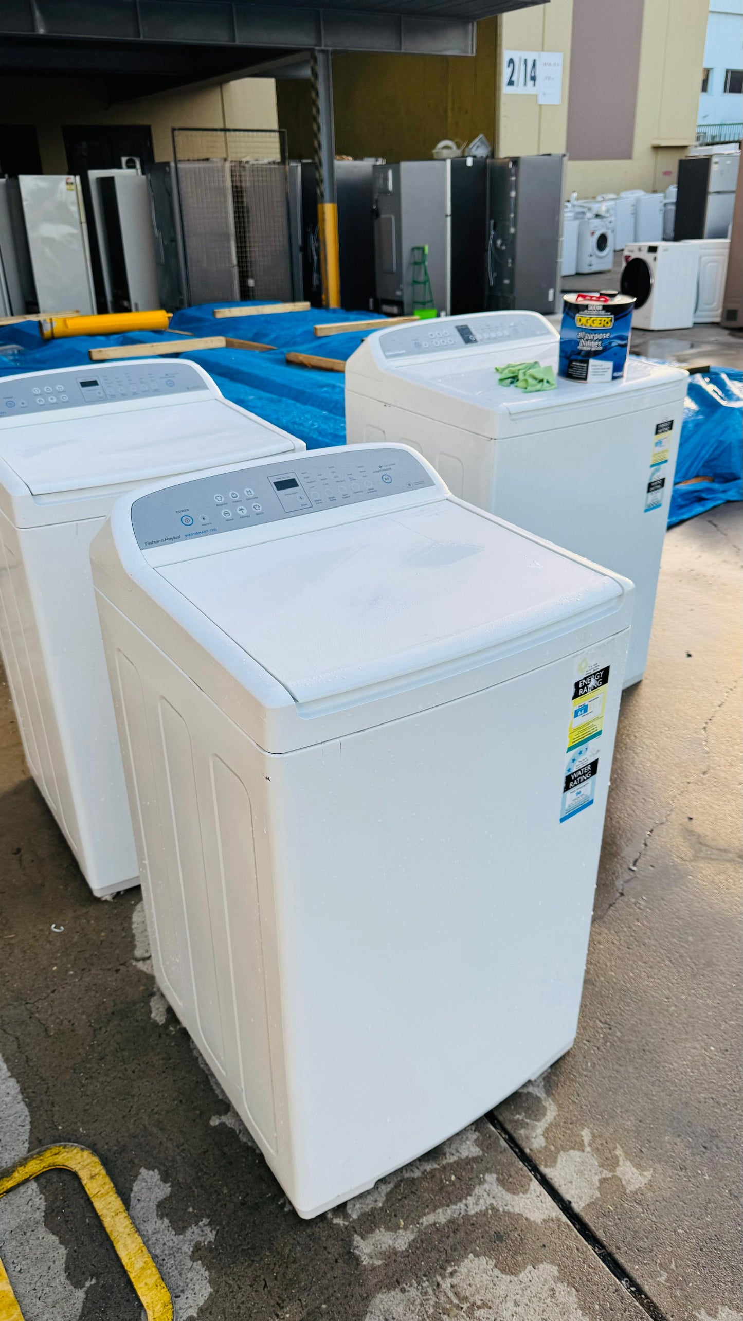 FISHER AND PAYKEL 7KGS TOP LOADER WASHING MACHINE