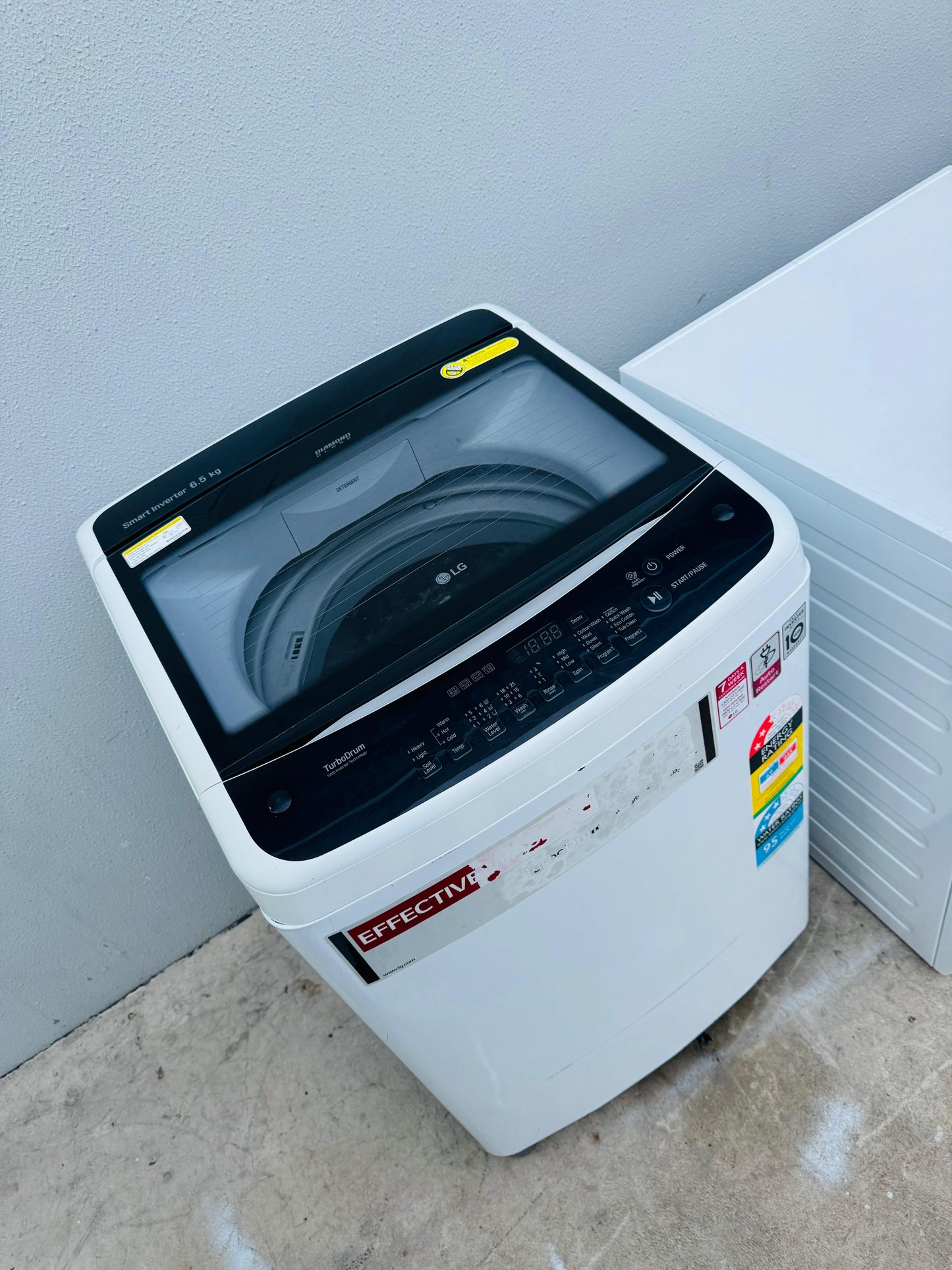 LG 6.5 KGS TOP LOADER WASHING MACHINE