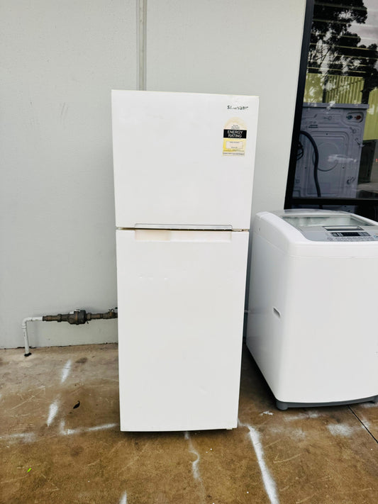 SAMSUNG 255 LITRES FRIDGE FREEZER