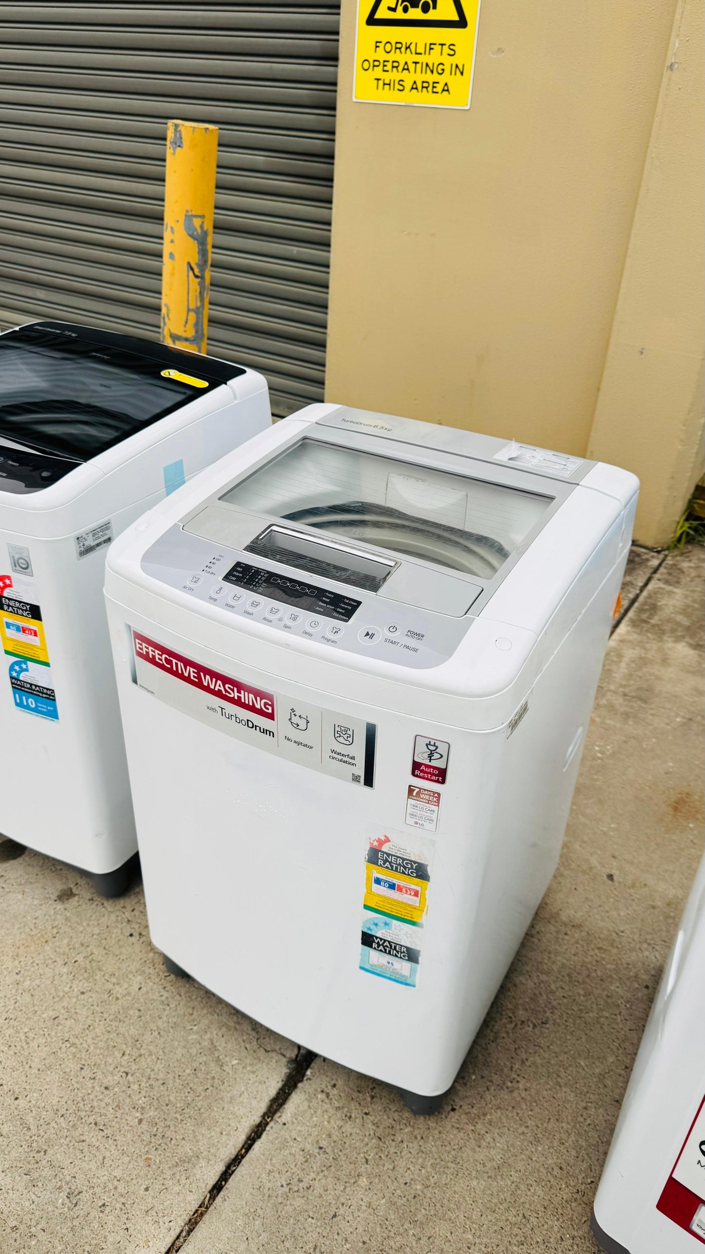 LG 6.5KGS TOP LOADER WASHING MACHINE