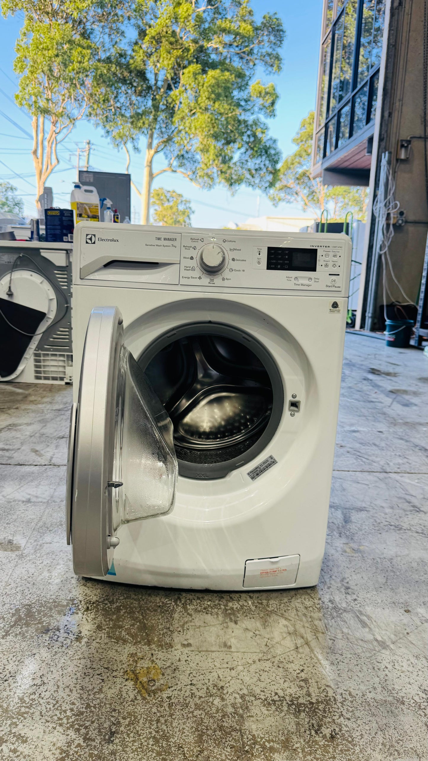 ELECTROLUX 7KGS FRONT LOADER WASHING MACHINE