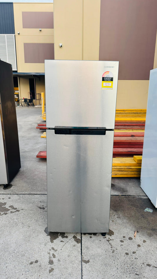 SAMSUNG 320 LITRES FRIDGE FREEZER