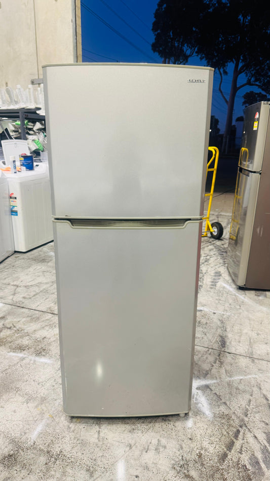 SAMSUNG 367 LITRES FRIDGE FREEZER