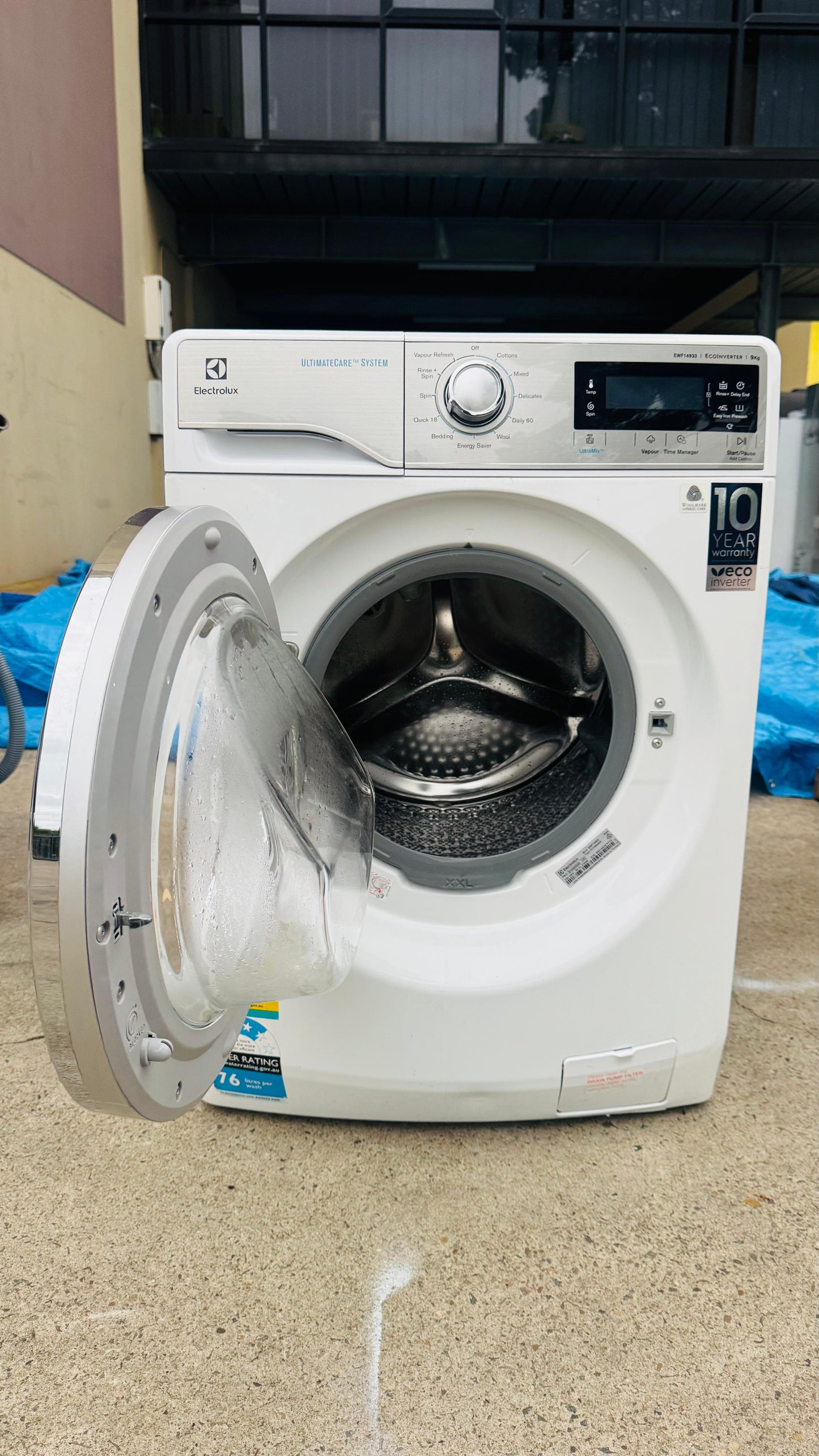 ELECTROLUX 9KGS FRONT LOADER WASHING MACHINE