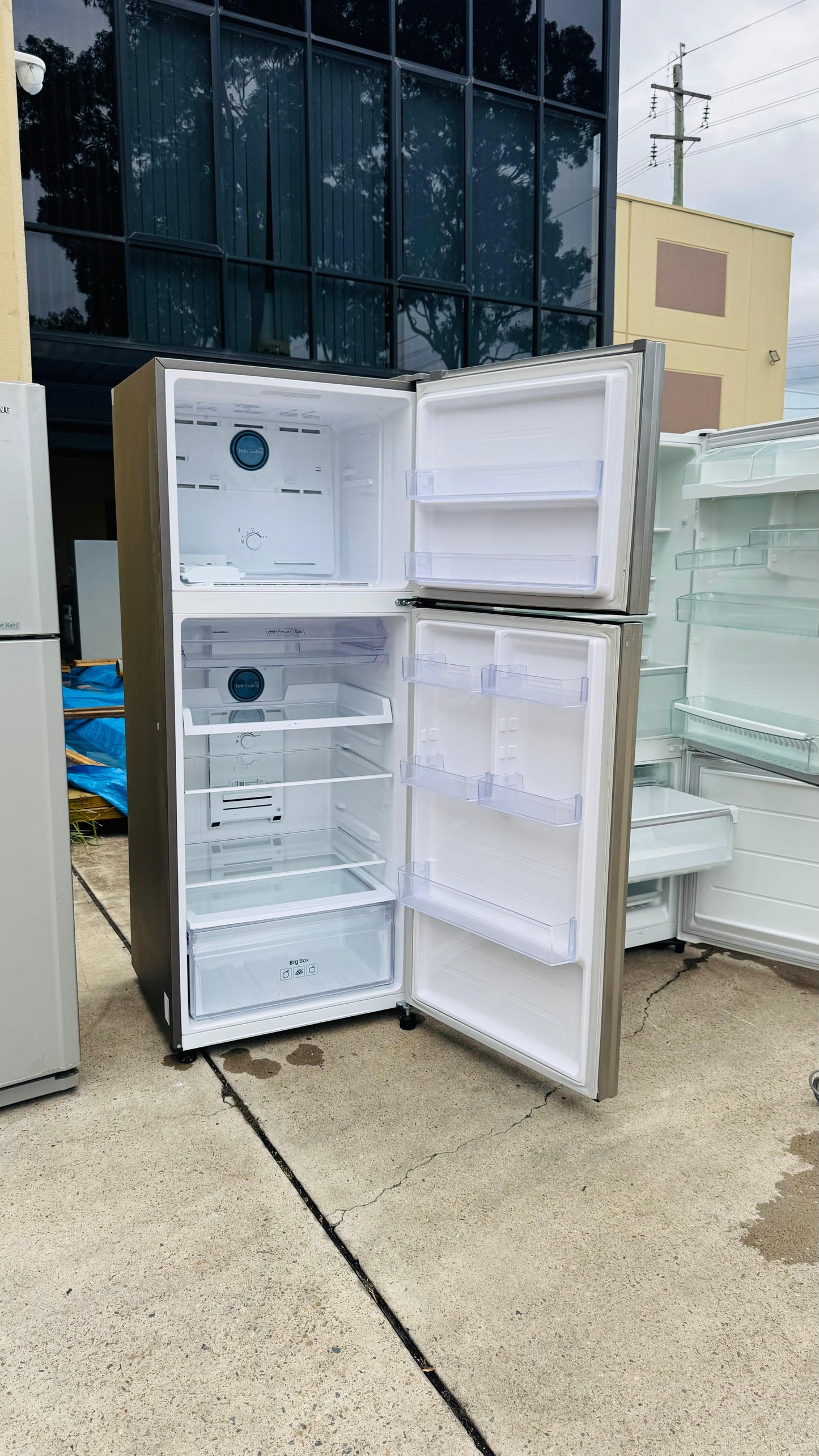SAMSUNG 471 LITRES FRIDGE FREEZER