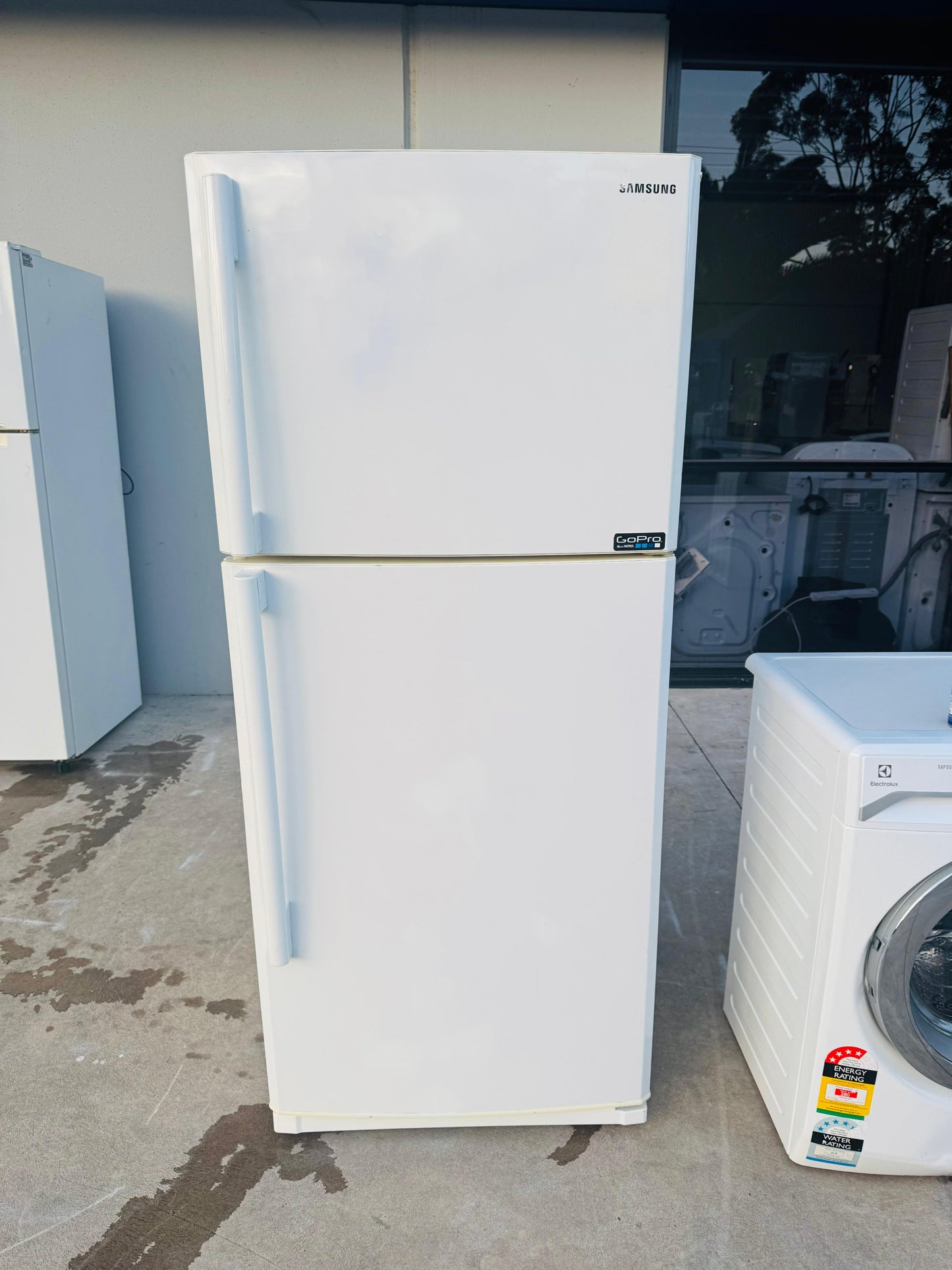 SAMSUNG 431 LITRES FRIDGE FREEZER