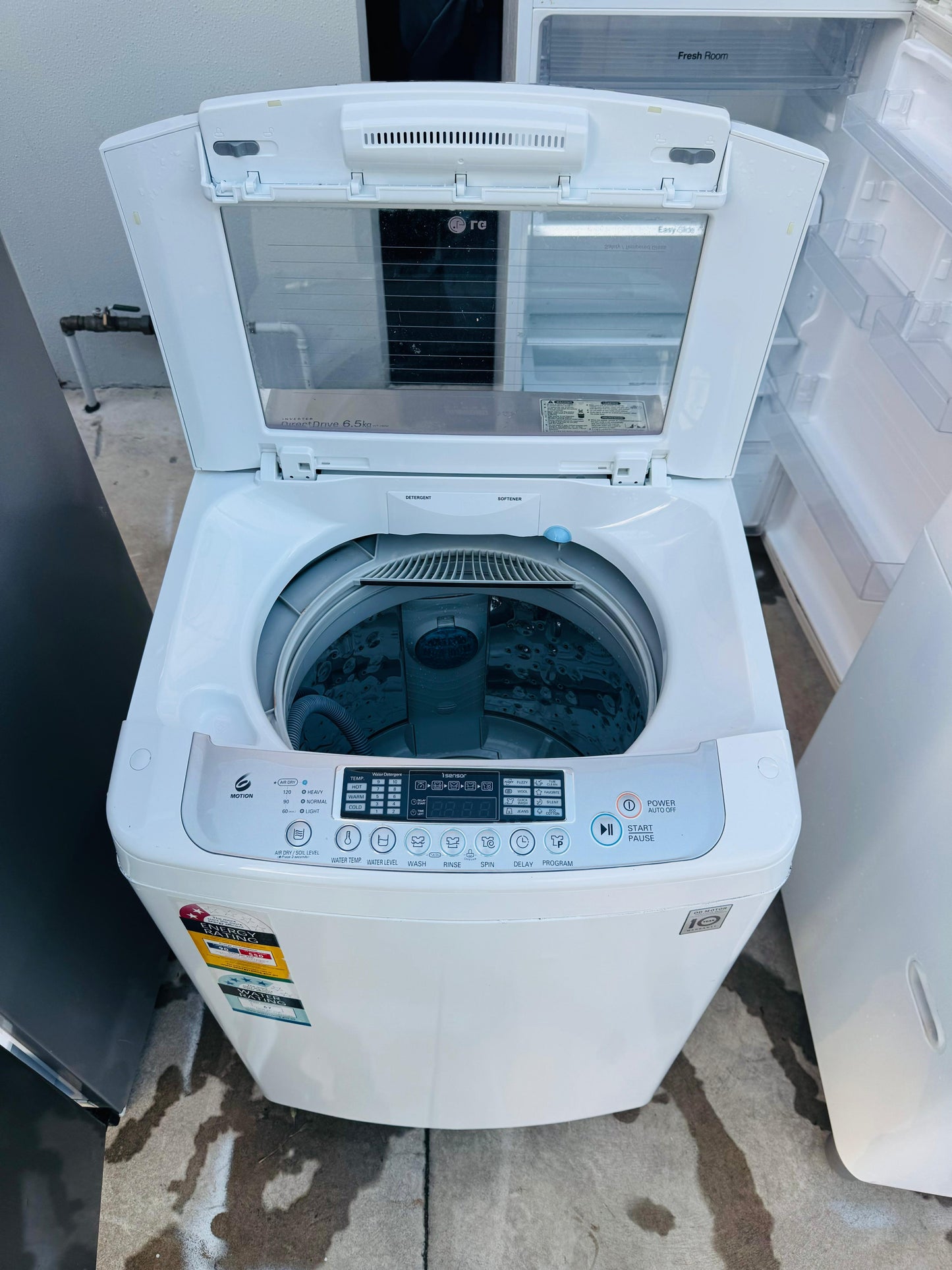 LG 6.5 KGS TOP LOADER WASHING MACHINE✅