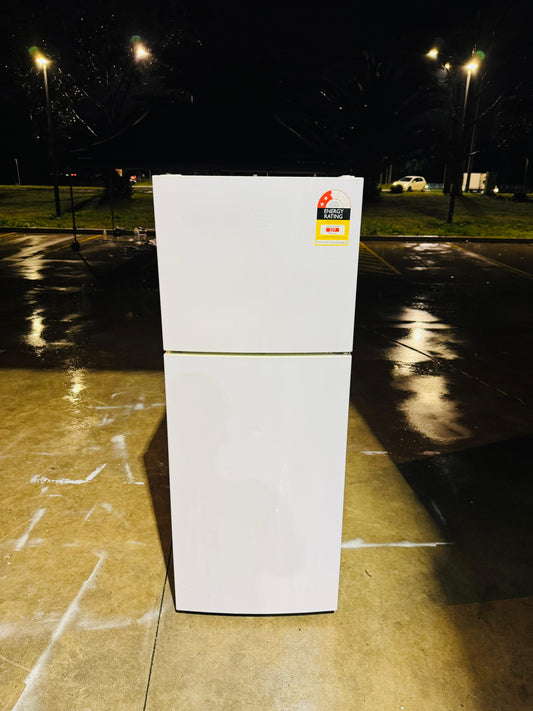 HAIER 224 LITRES FRIDGE FREEZER