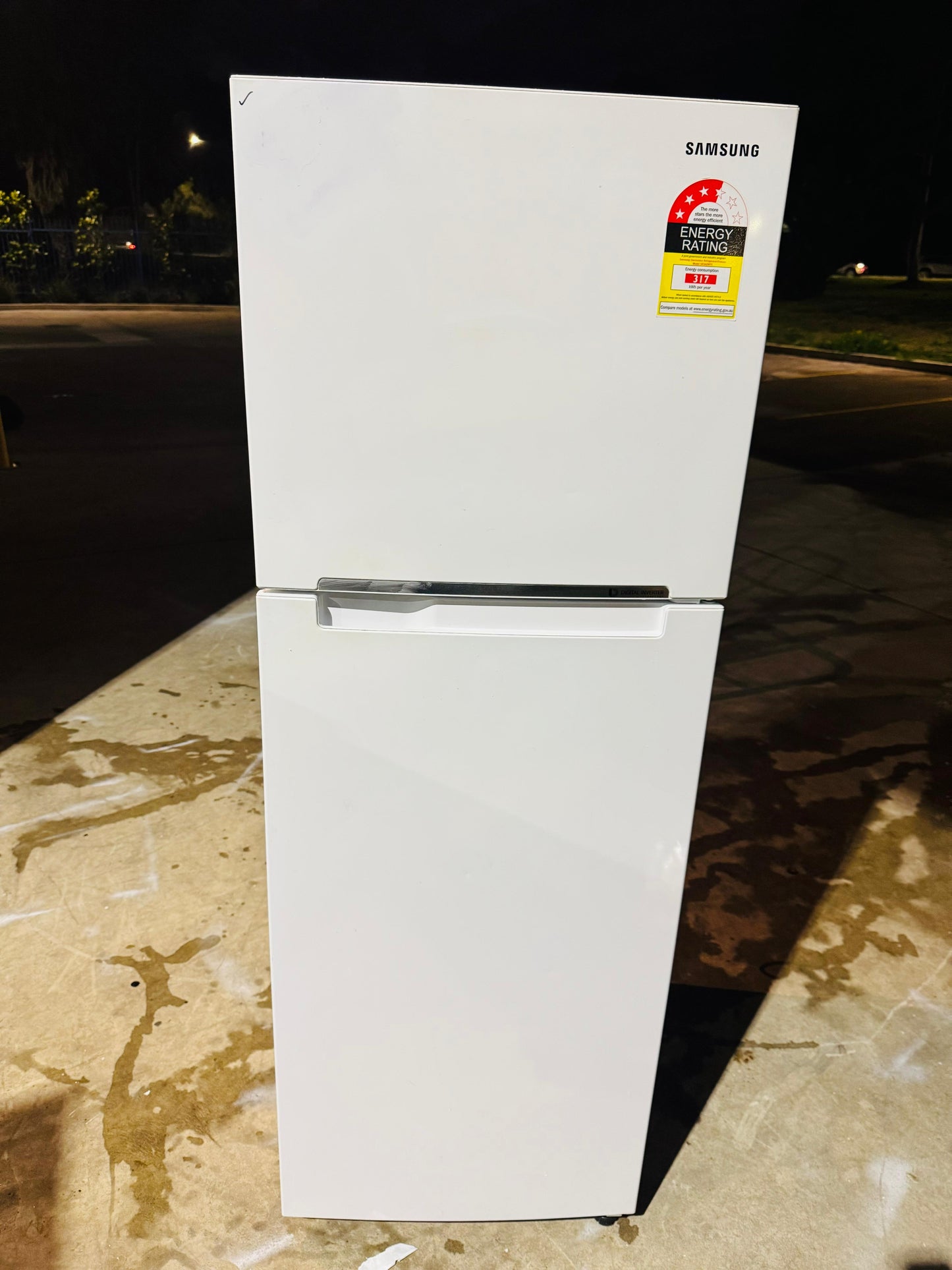 SAMSUNG 343 LITRES FRIDGE FREEZER