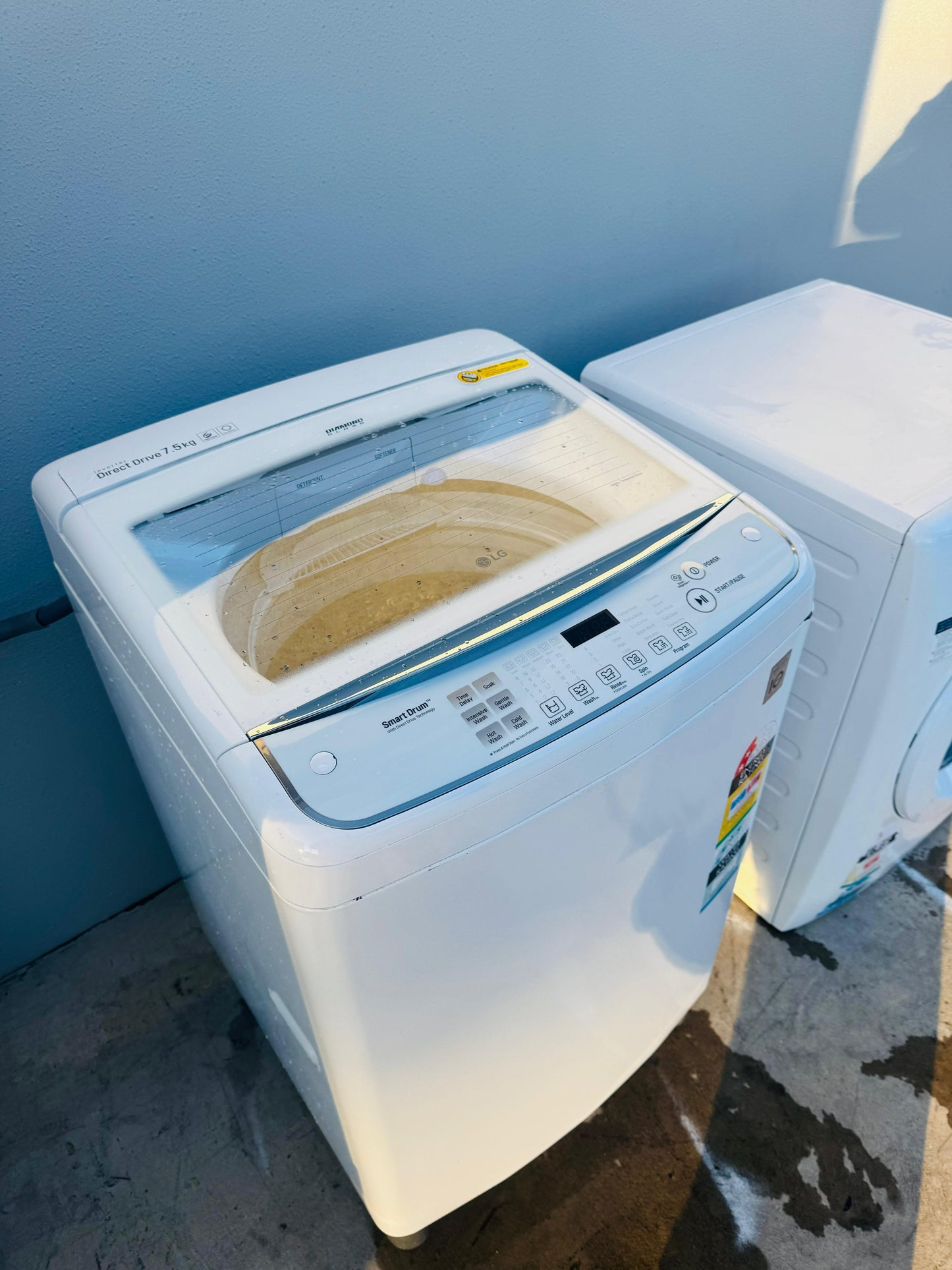 LG 7.5 KGS TOP LOADER WASHING MACHINE