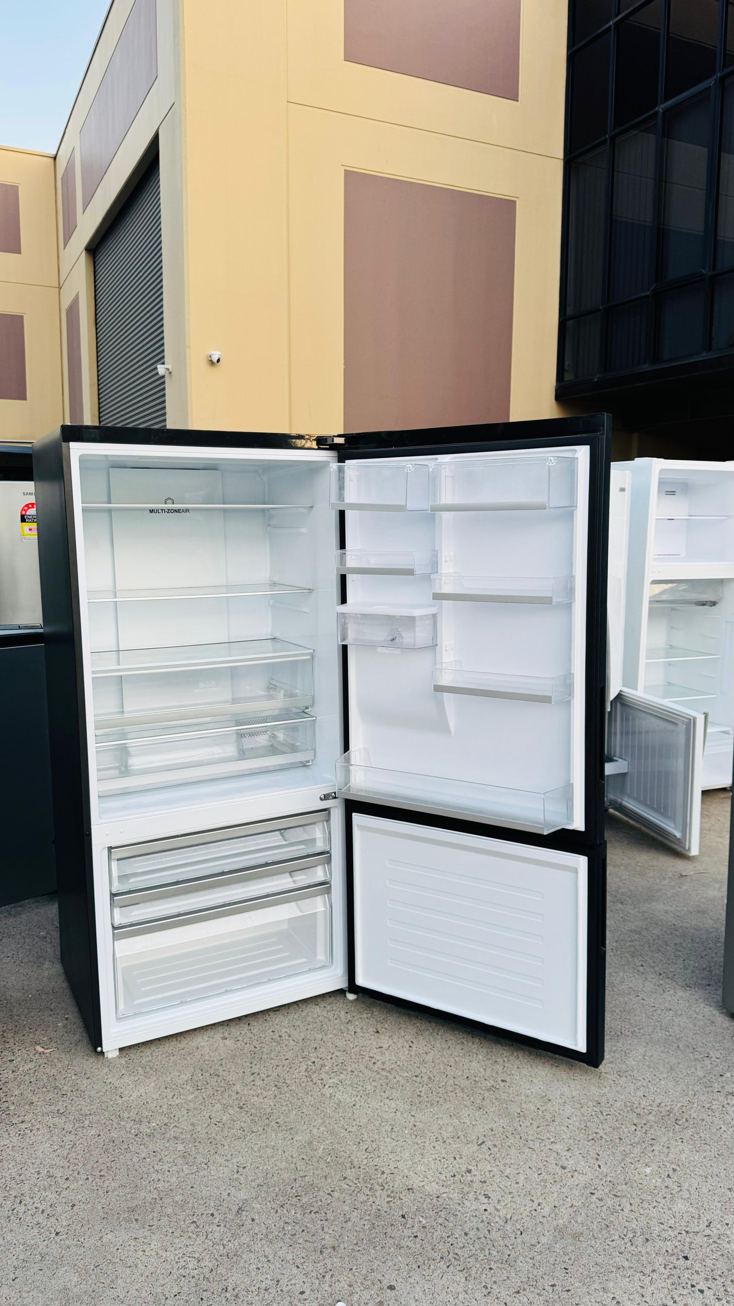 HAIER 493 LITRES FRIDGE FREEZER