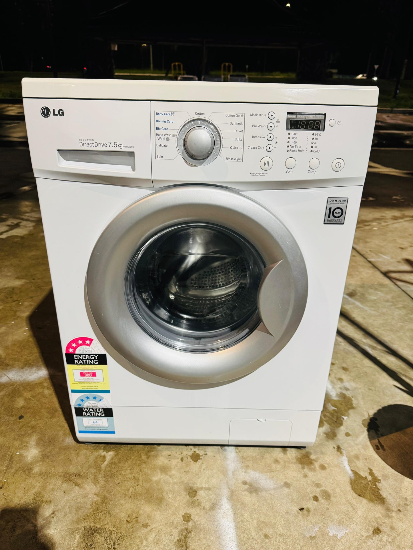 LG 7.5KGS FRONT LOADER WASHING MACHINE
