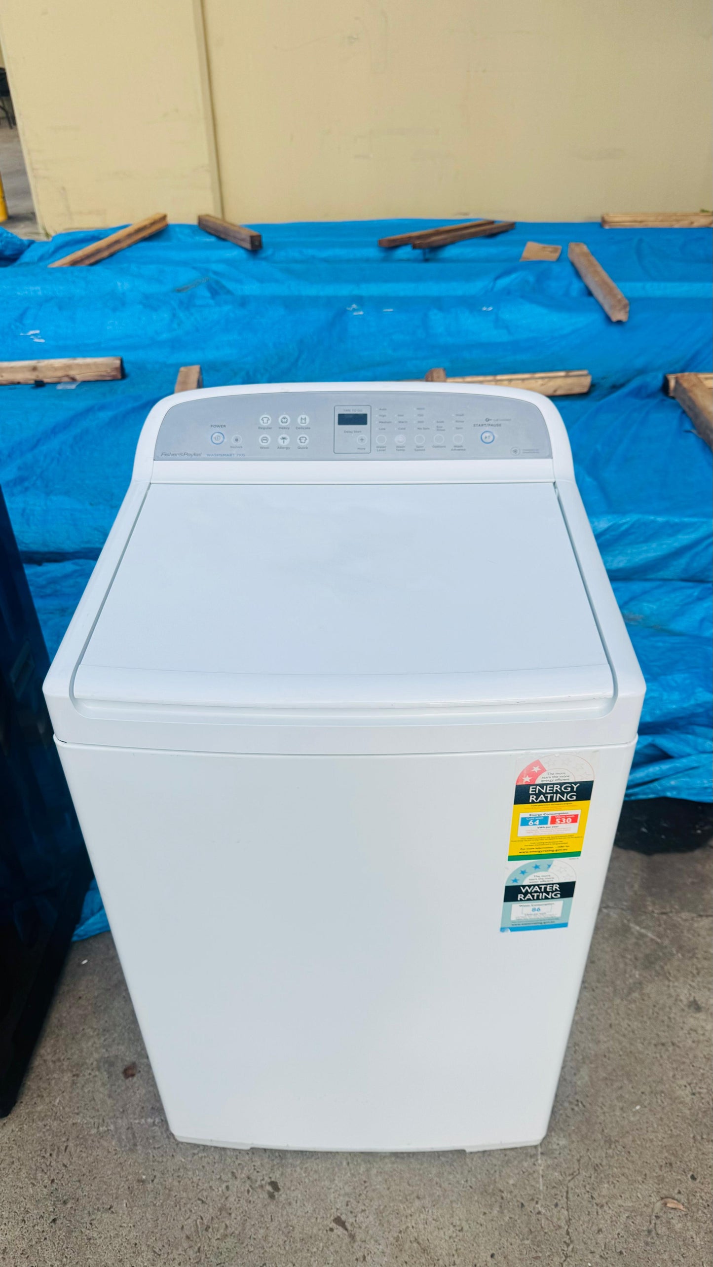 FISHER AND PAYKEL 7KGS TOP LOADER WASHING MACHINE