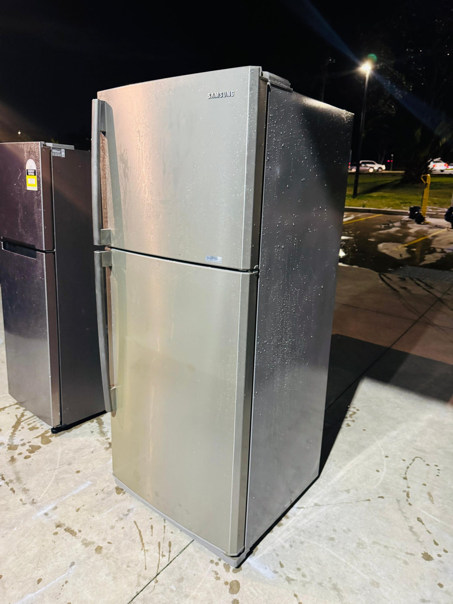 SAMSUNG 434 LITRES FRIDGE FREEZER