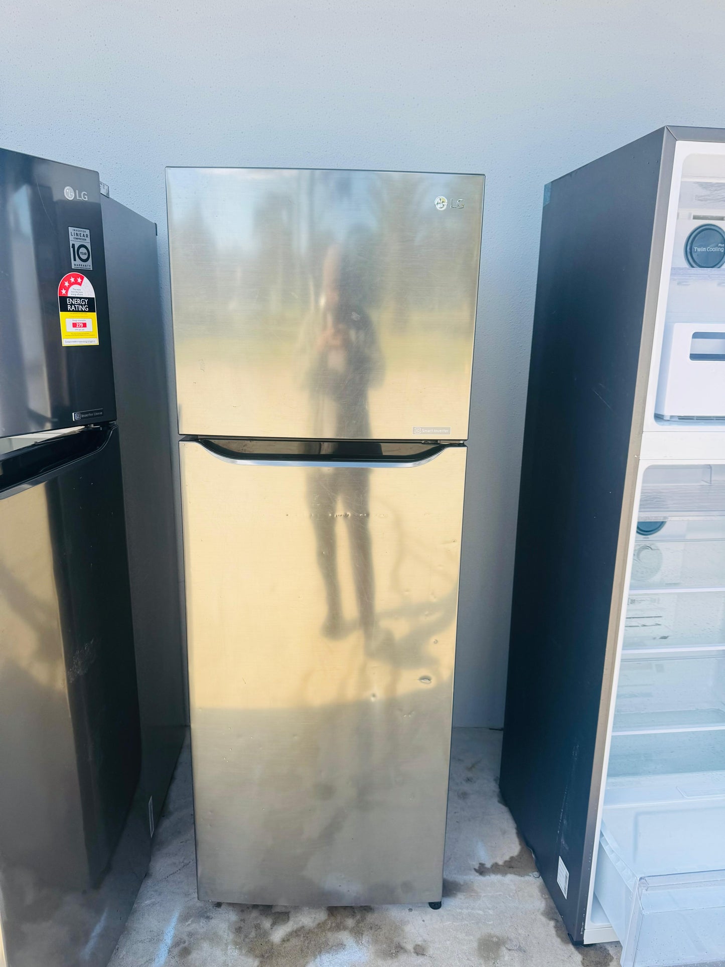 LG 332 LITRES FRIDGE FREEZER
