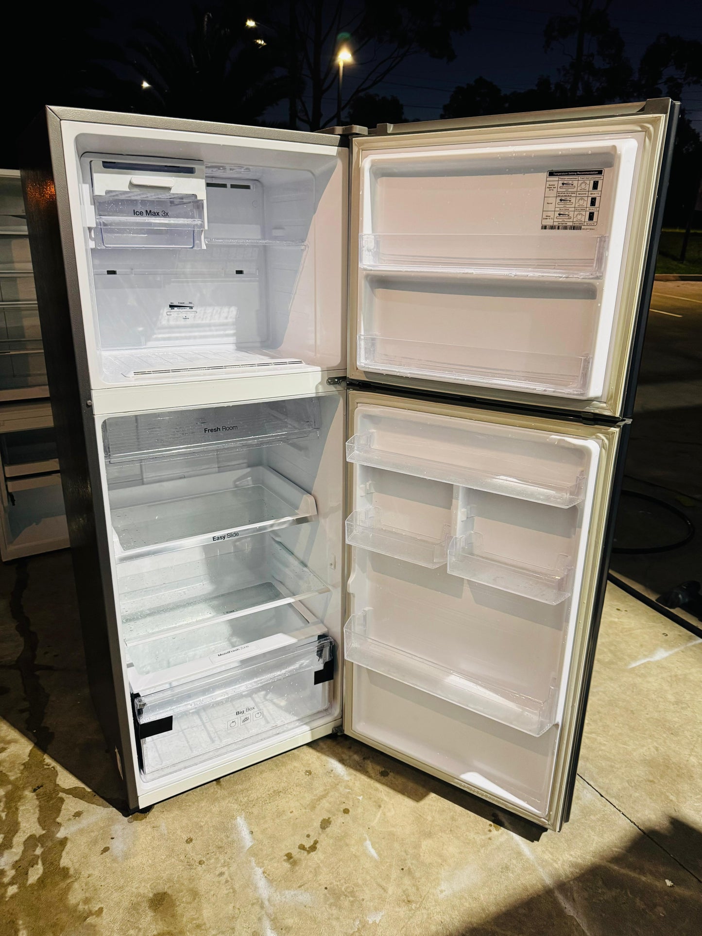 SAMSUNG 393 LITRES FRIDGE FREEZER