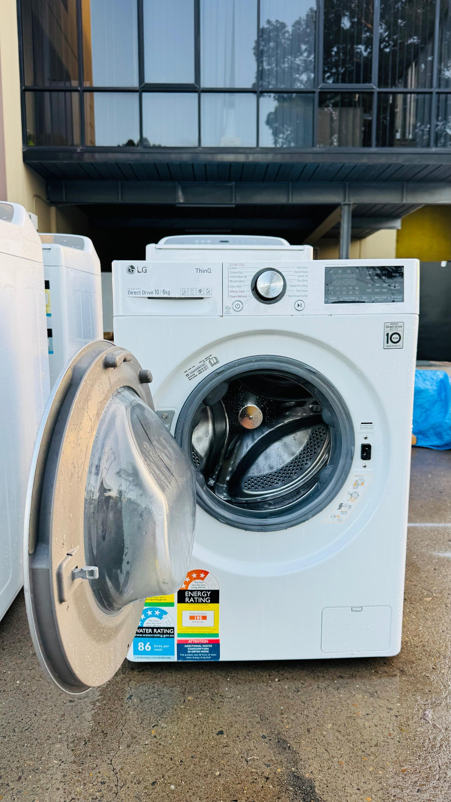 LG 10KGS WASHER &6 KGS DRYER COMBO