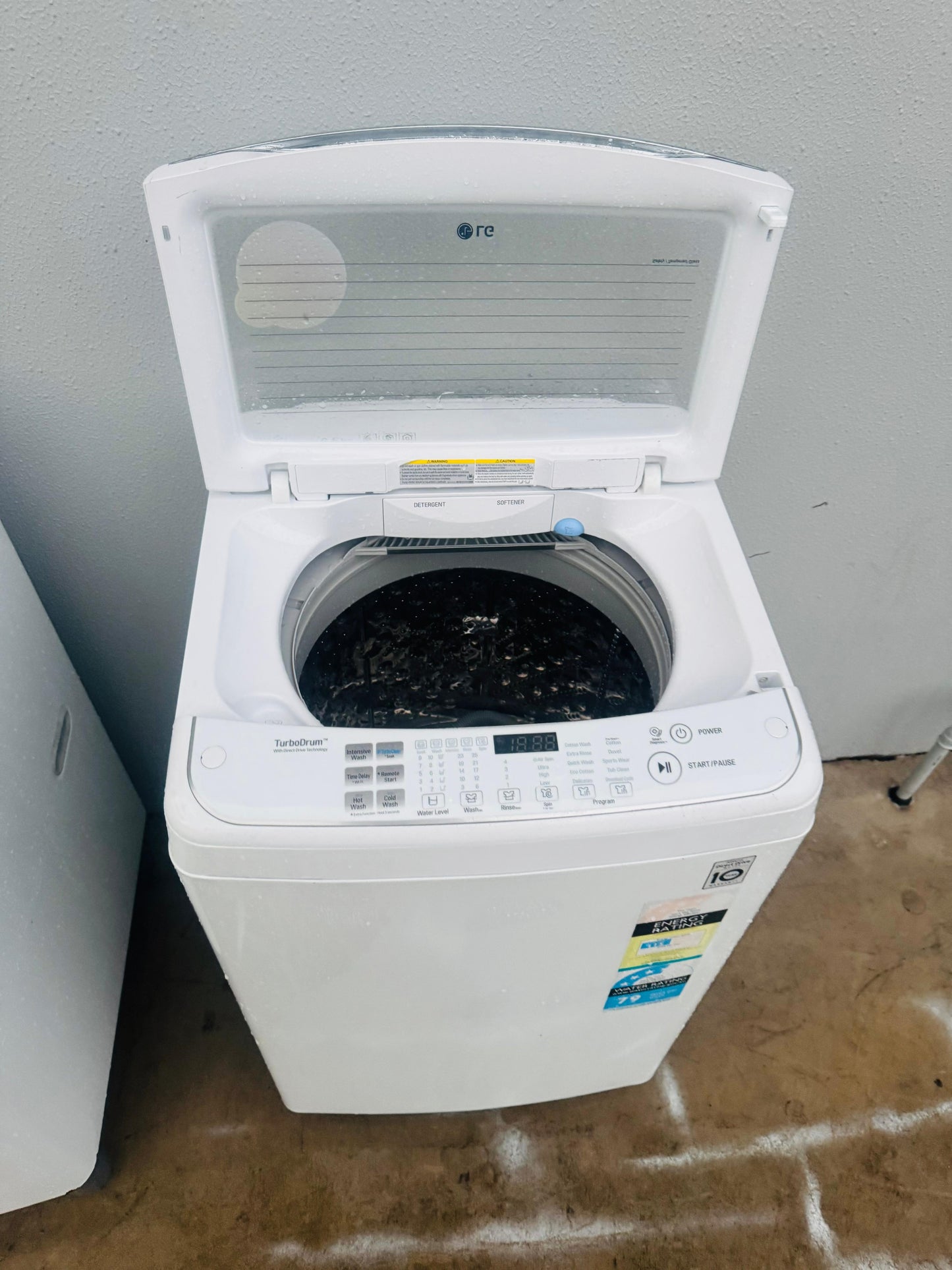 LG 6.5 KGS TOP LOADEE WASHING MACHINE