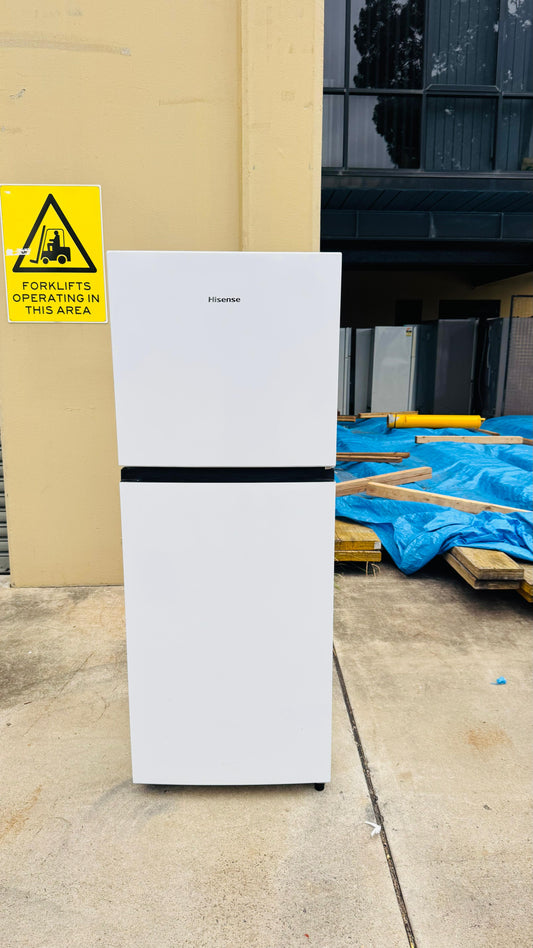HISENSE 205 LITRES FRIDGE FREEZER