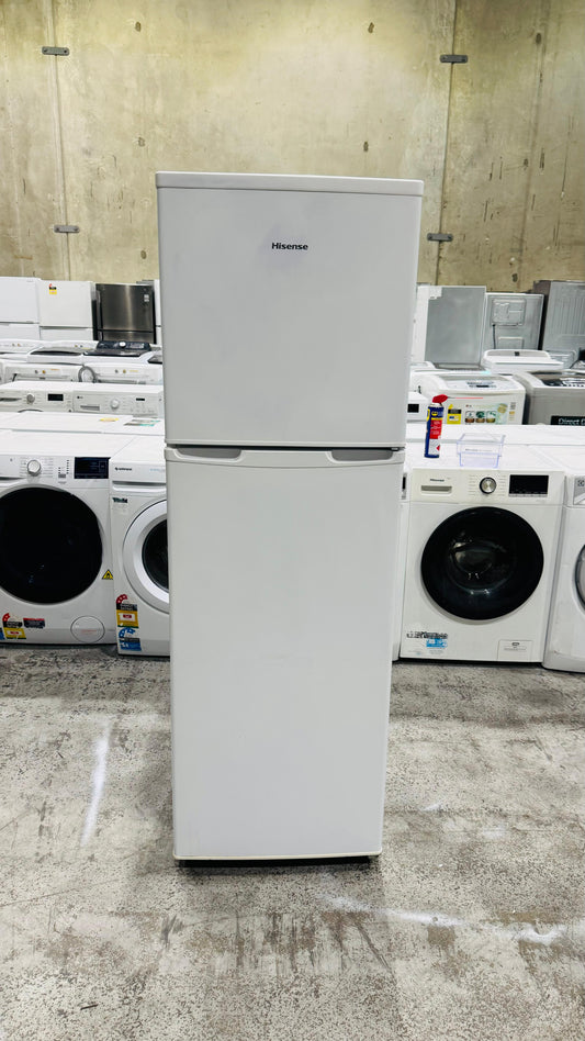 HISENSE 269 LITRES FRIDGE FREEZER