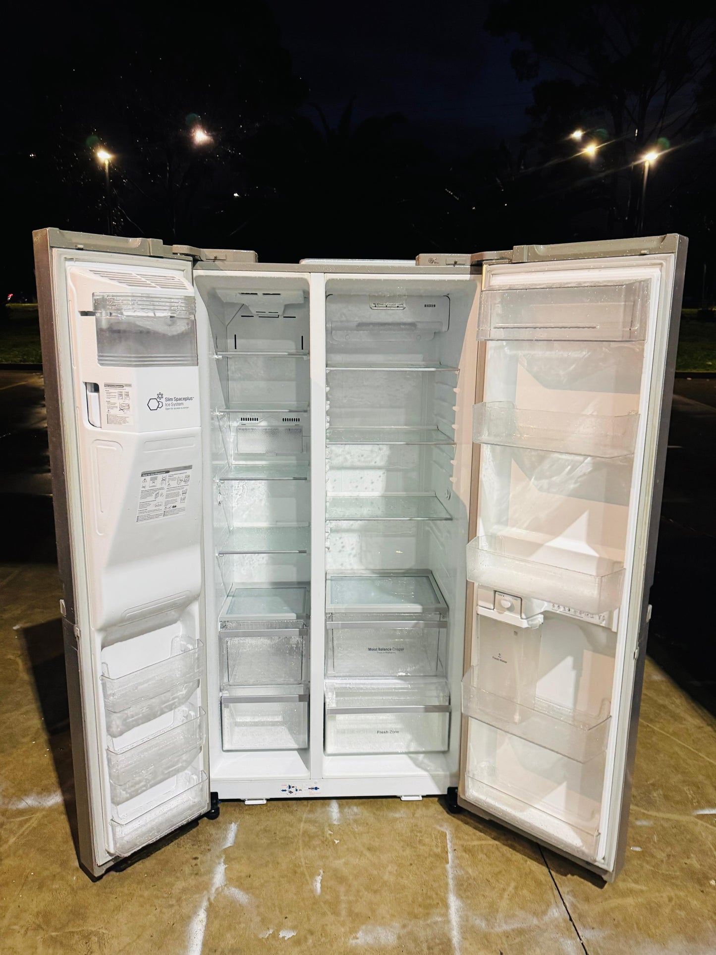 LG SIDE BY SIDE 590 LITRES FRIDGE FREEZER