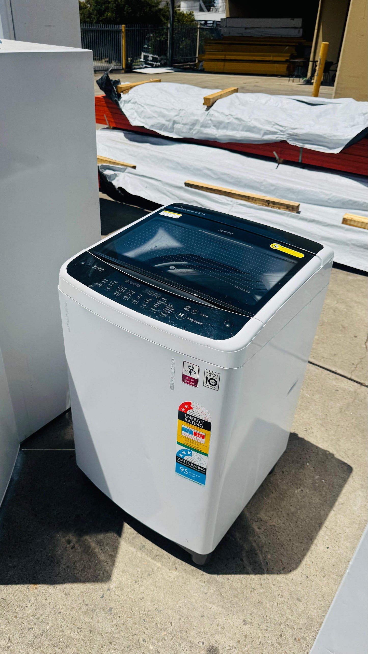 LG 6.5KGS TOP LOADER WASHING MACHINE