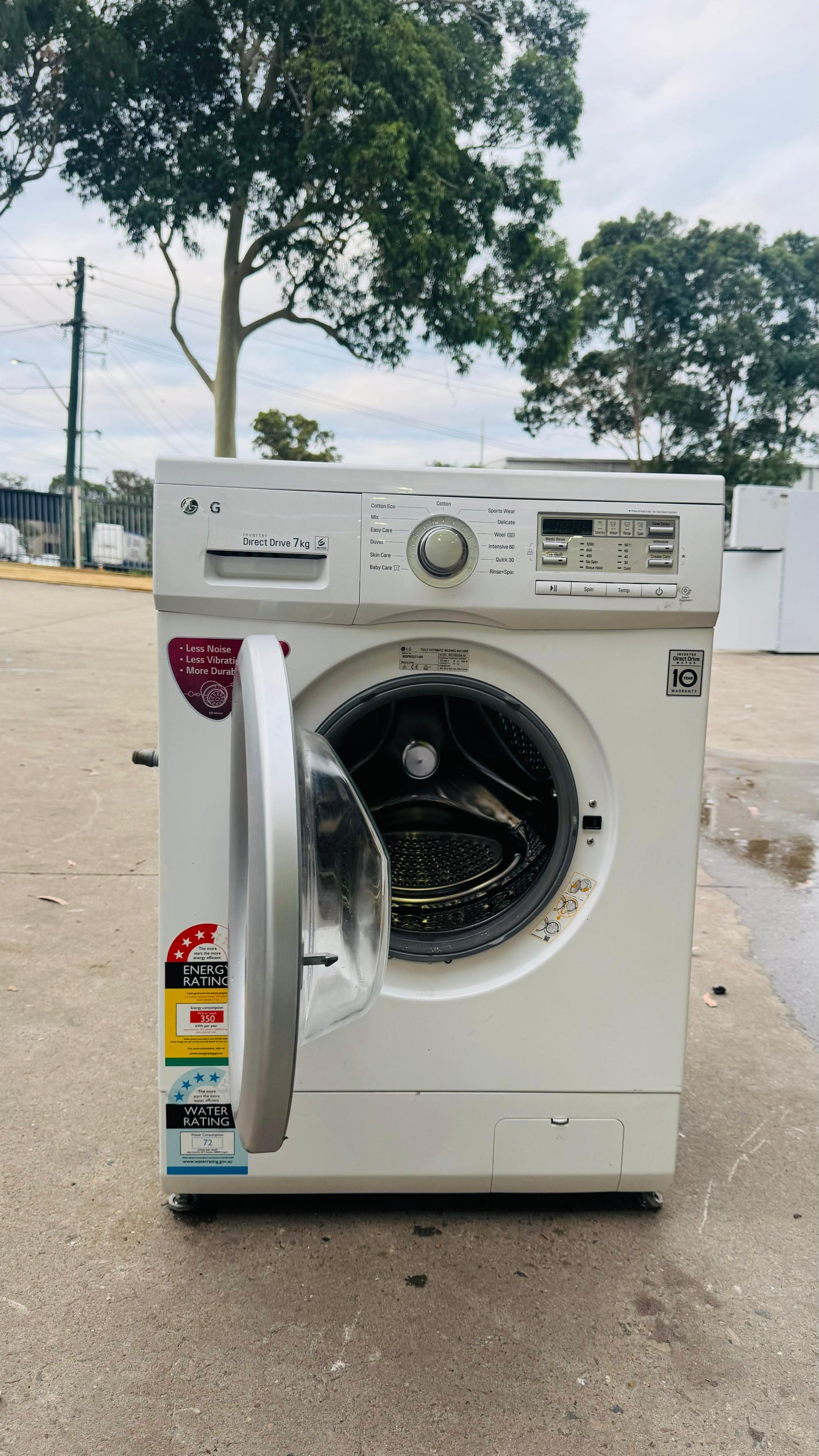 LG 7KGS FRONT LOADER WASHING MACHINE