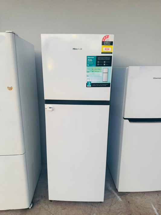 HISENSE 326 LITRES FRIDGE FREEZER