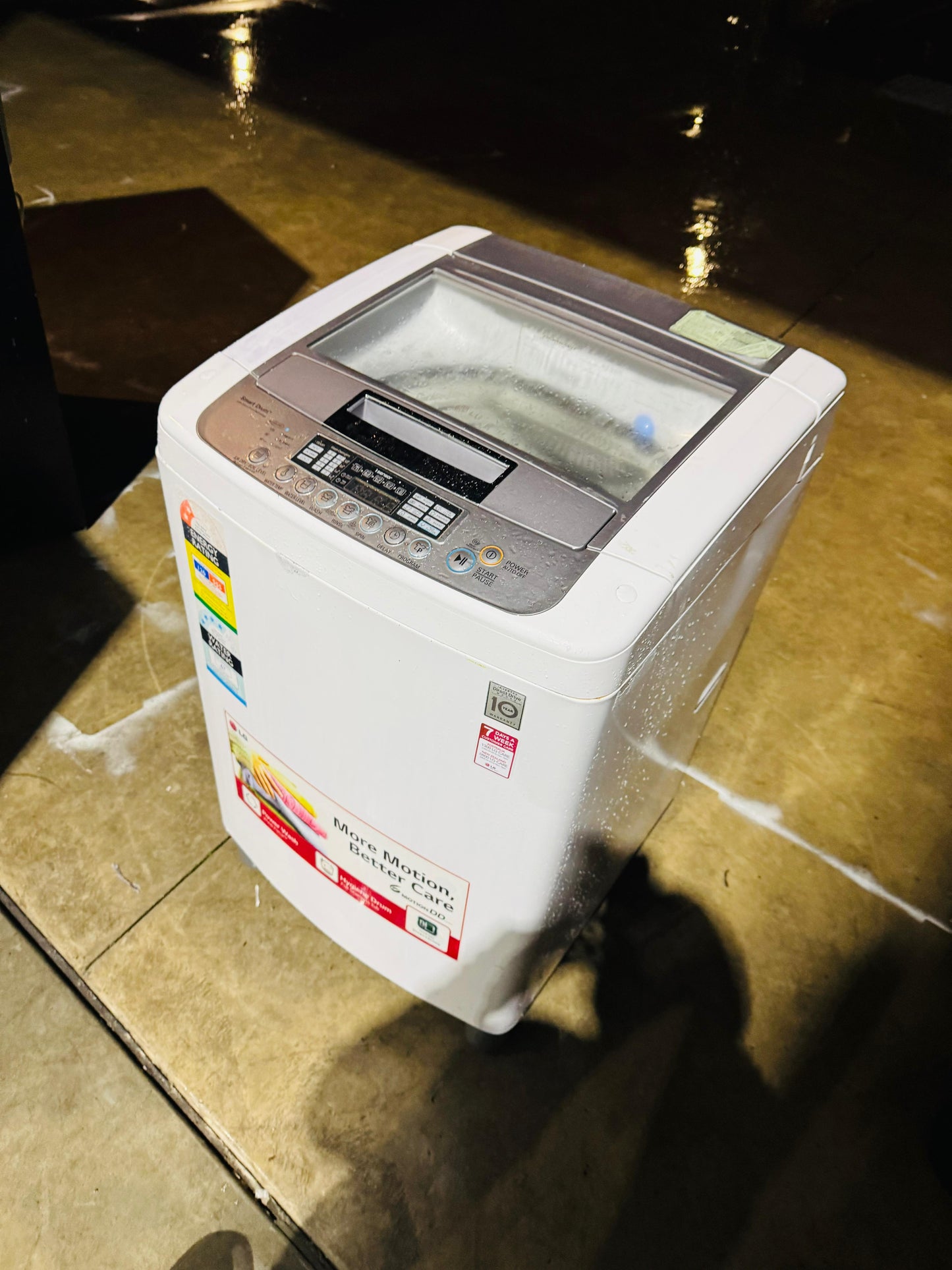 LG 6.5KGS TOP LOADER WASHING MACHINE