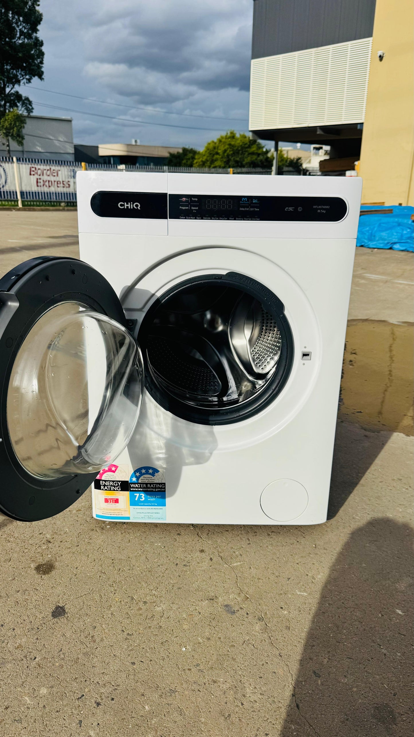 CHIQ 8.5KGS FRONT LOADER WASHING MACHINE