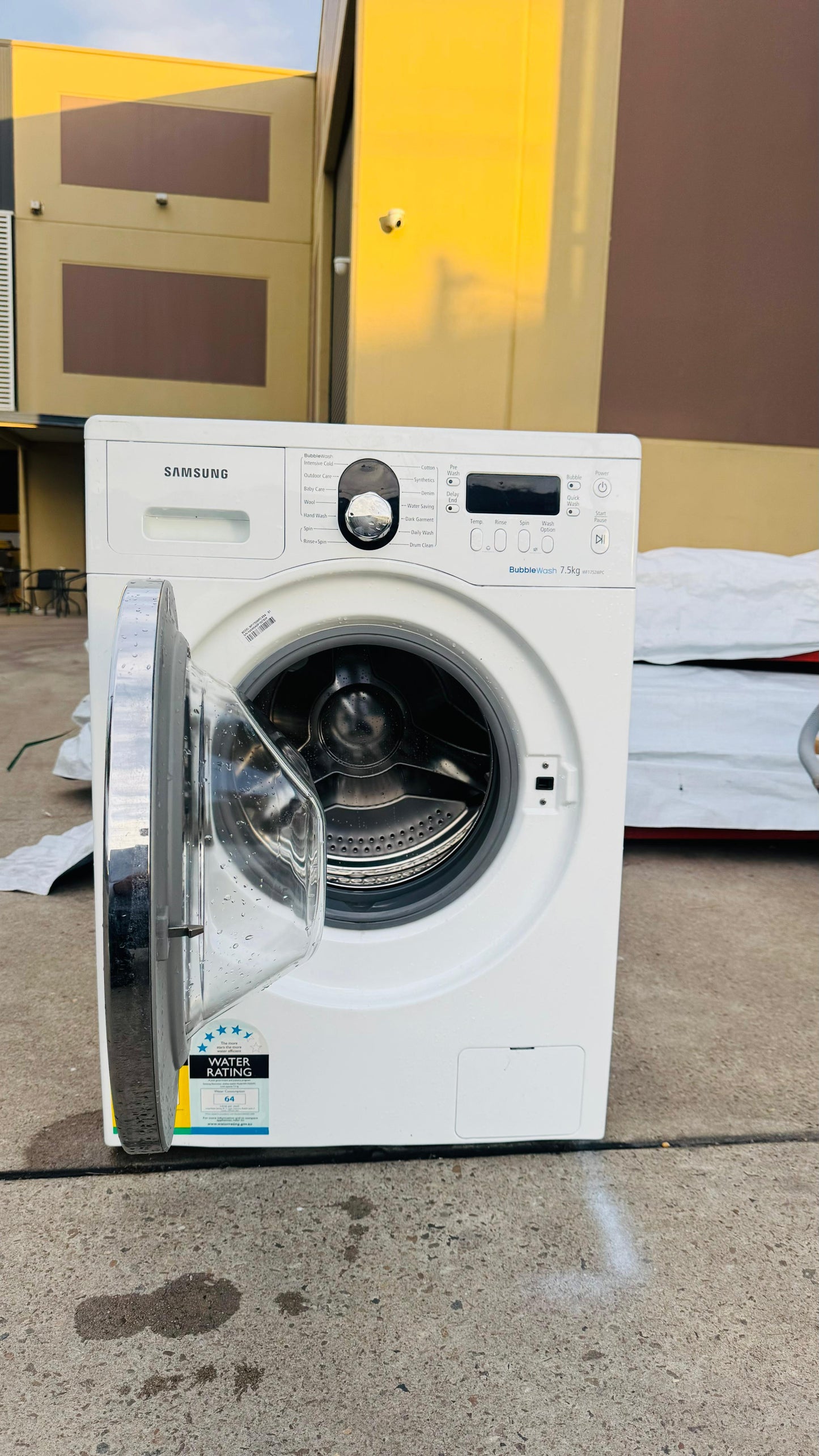 SAMSUNG 7.5KGS FRONT LOADER WASHING MACHINE