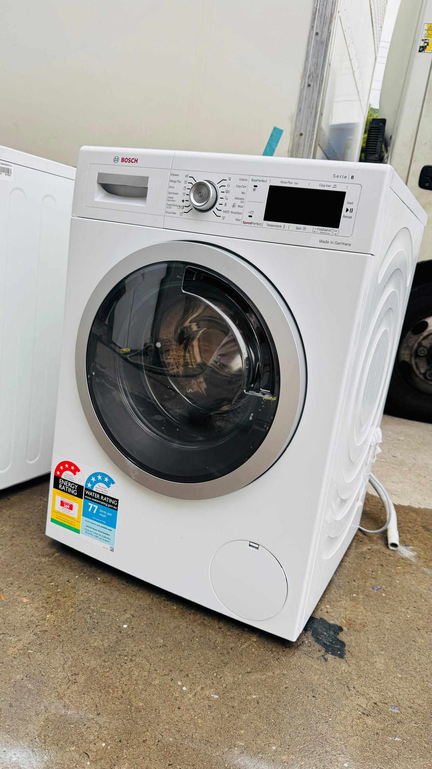 BOSCH 9KGS FRONT LOADER WASHING MACHINE