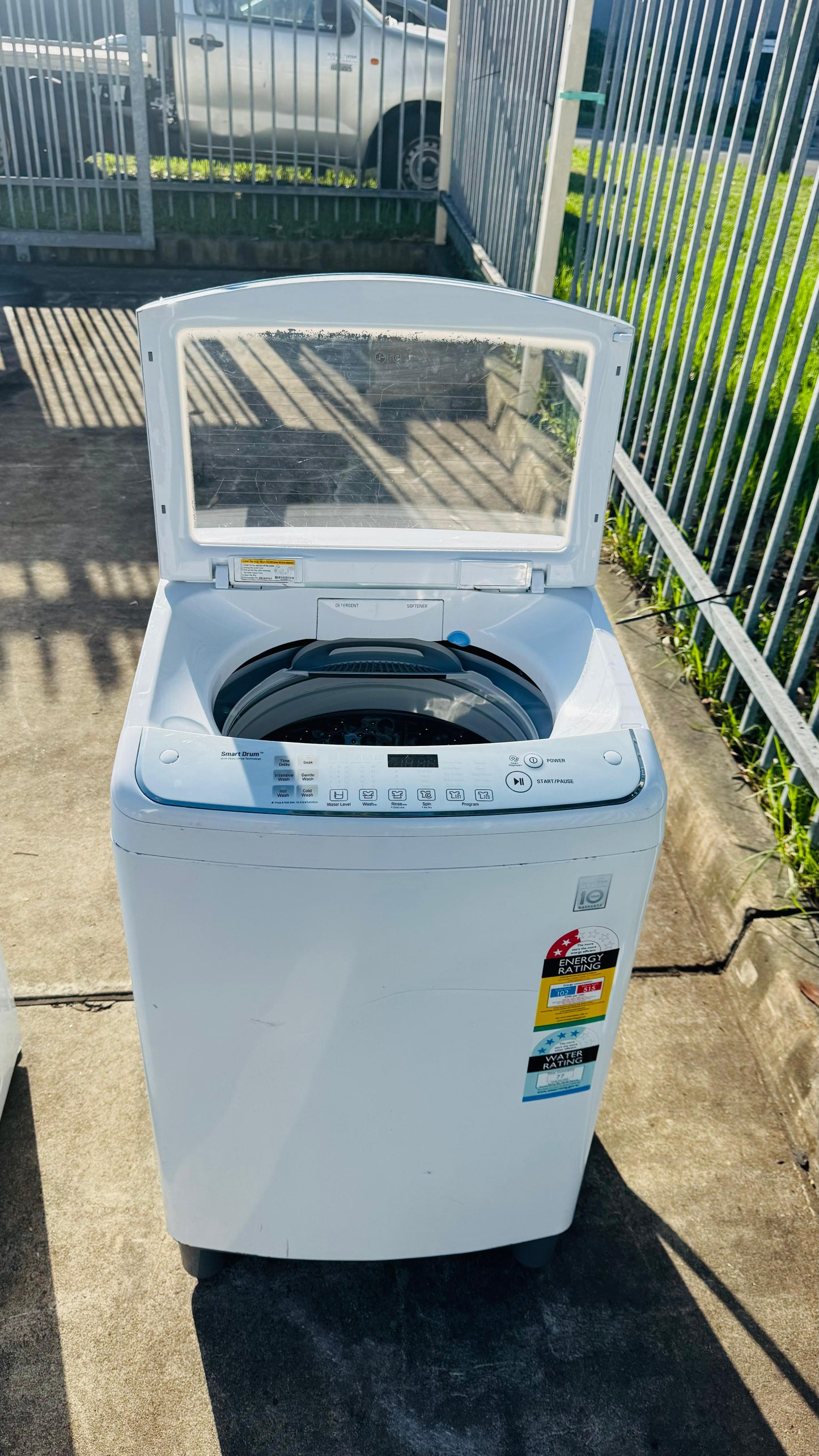 LG 7.5KGS TOP LOADER WASHING MACHINE