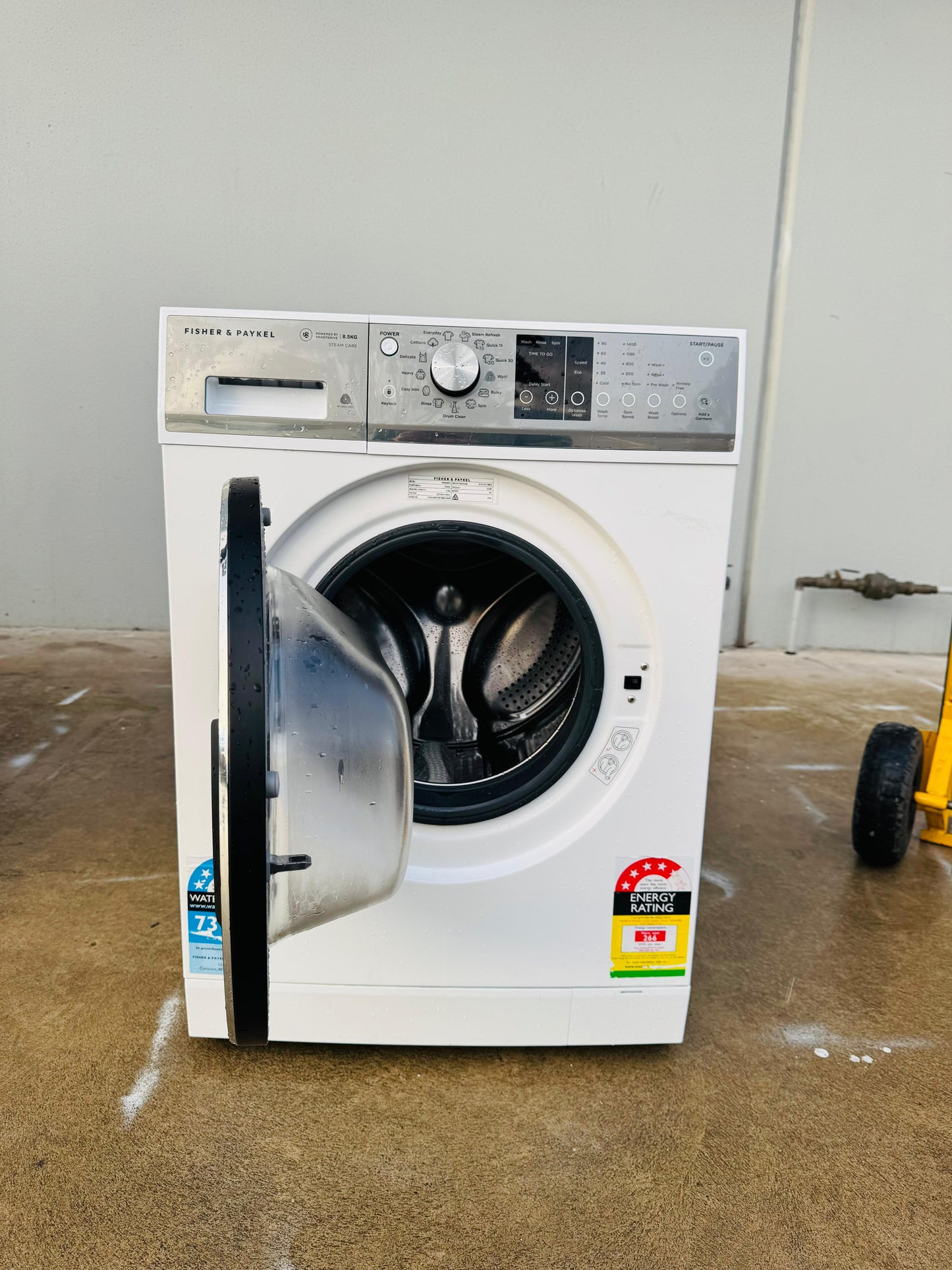 FISHER AND PAYKEL 8.5KGS FRONT LOADER WASHING MACHINE