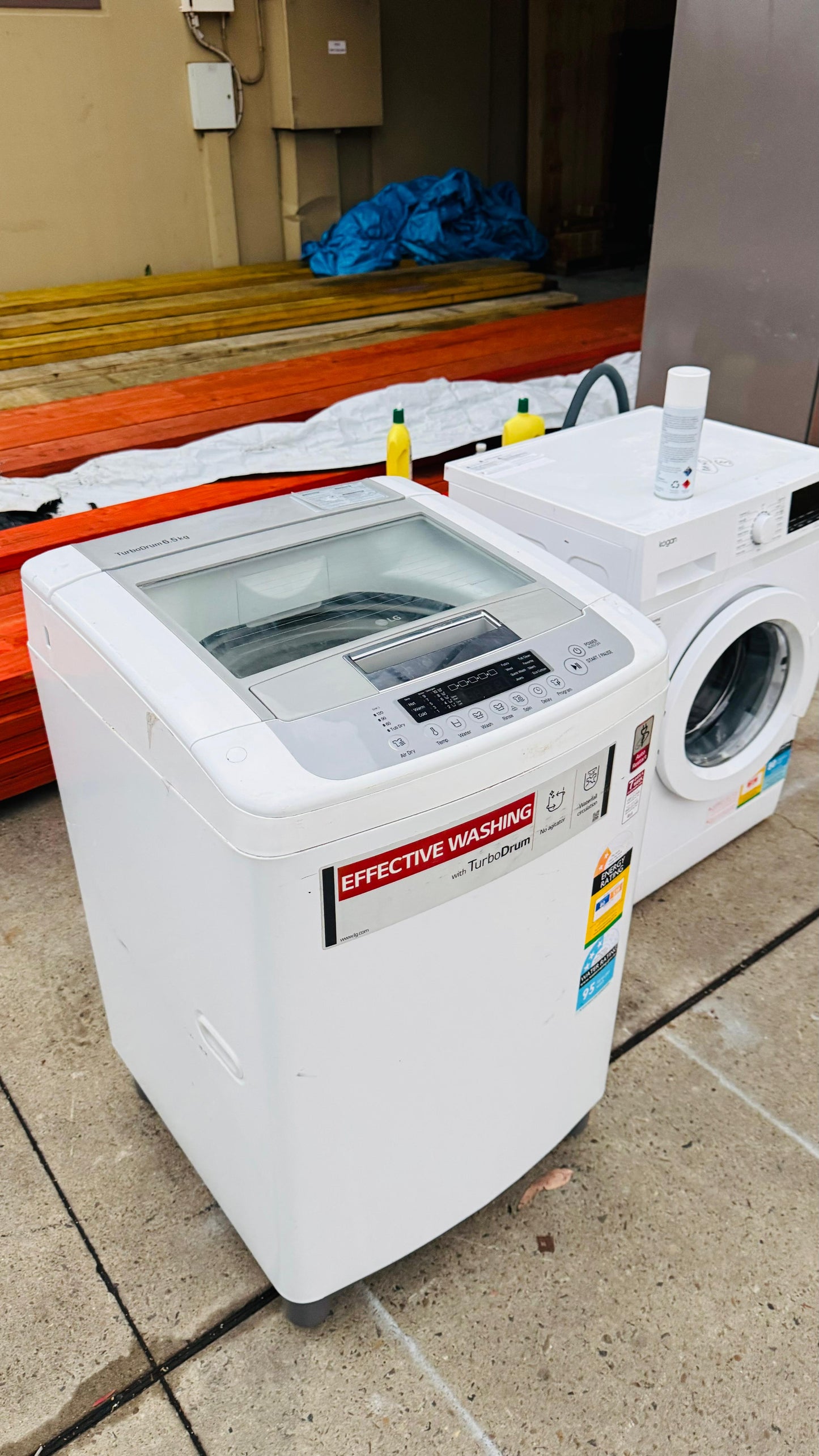 LG 6.5KGS TOP LOADER WASHING MACHINE