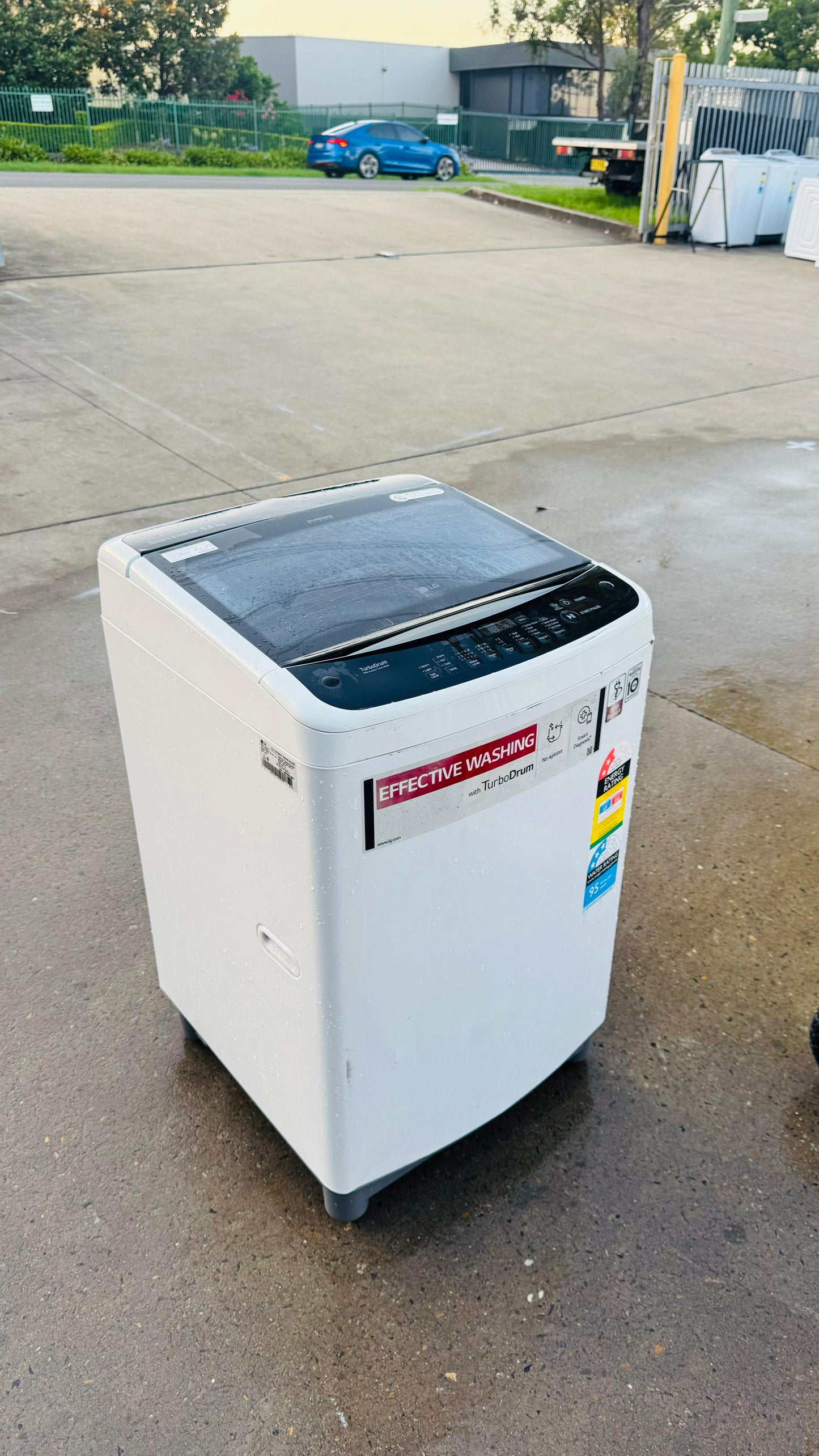 LG 6.5KGS TOP LOADER WASHING MACHINE