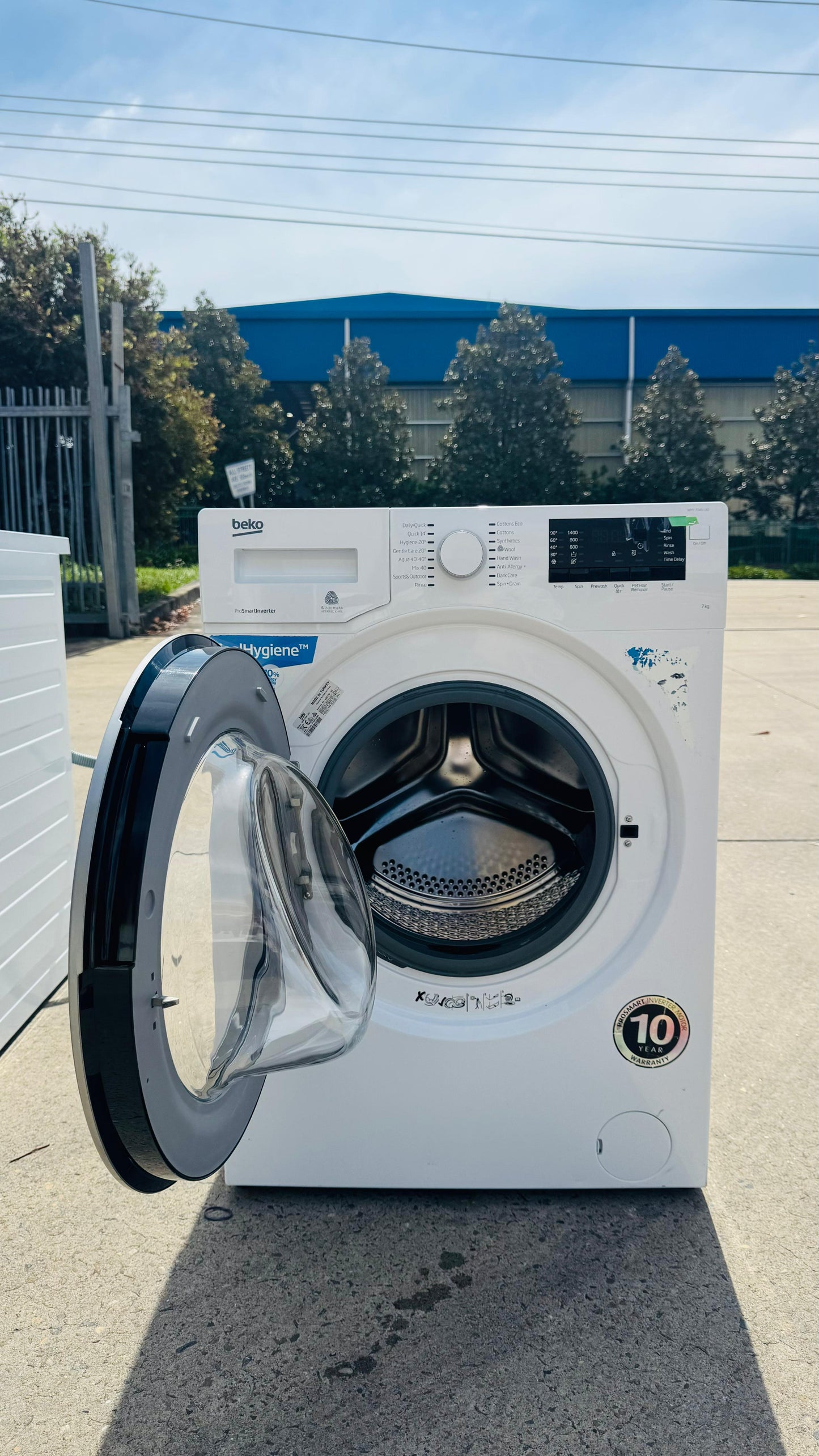 BEKO 7KGS FRONT LOADER WASHING MACHINE