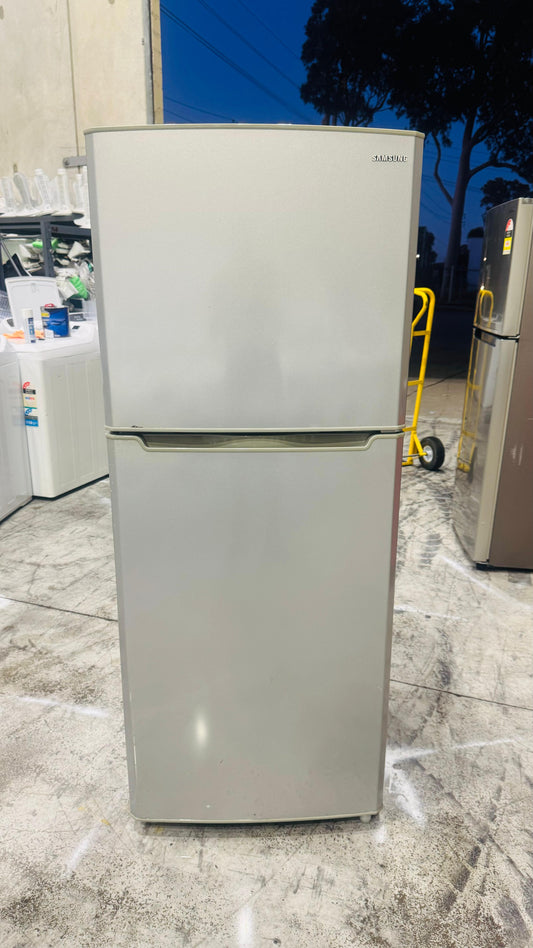 SAMSUNG 367 LITRES FRIDGE FREEZER