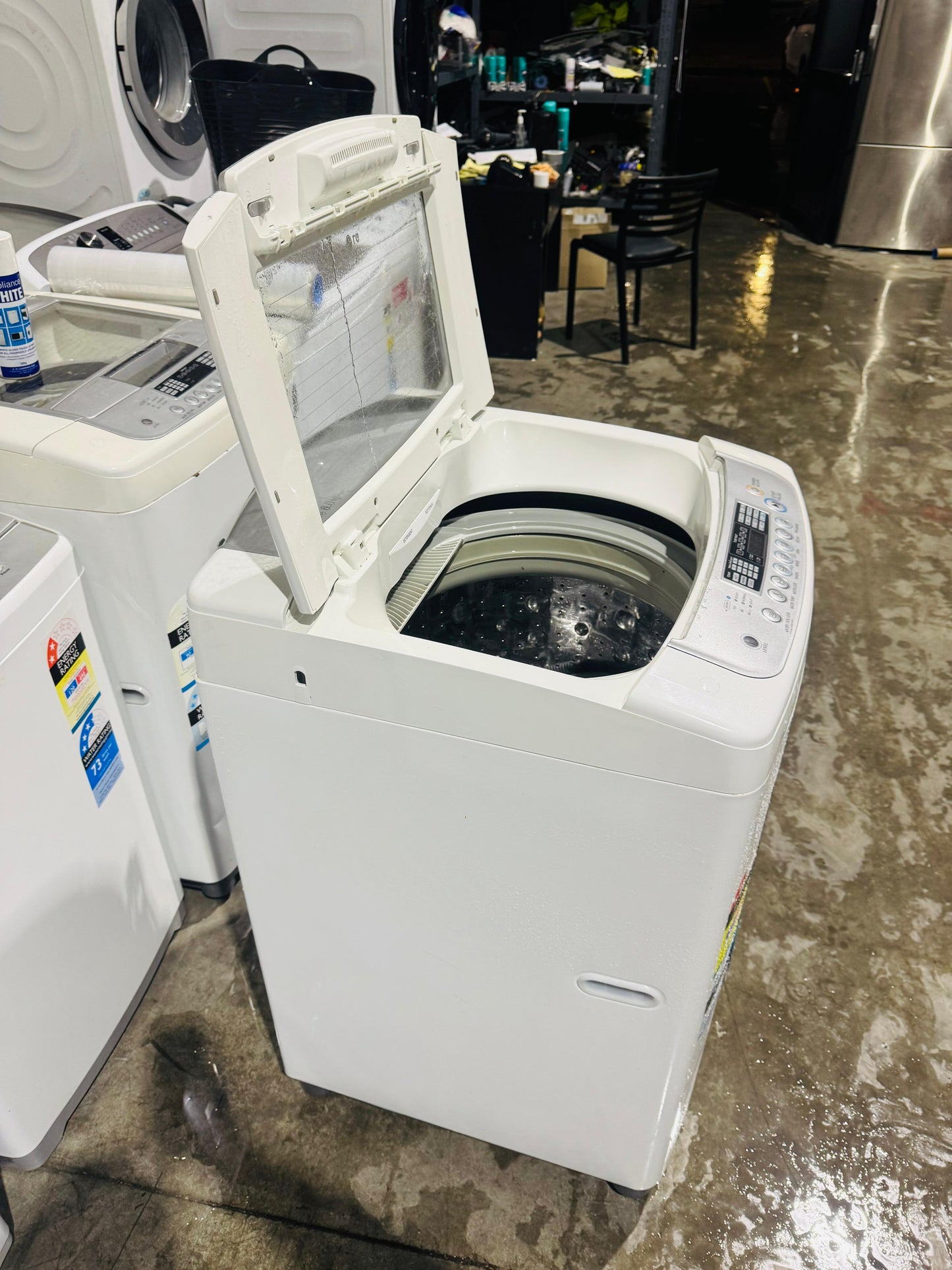 LG 8KGS TOP LOADER WASHING MACHINE