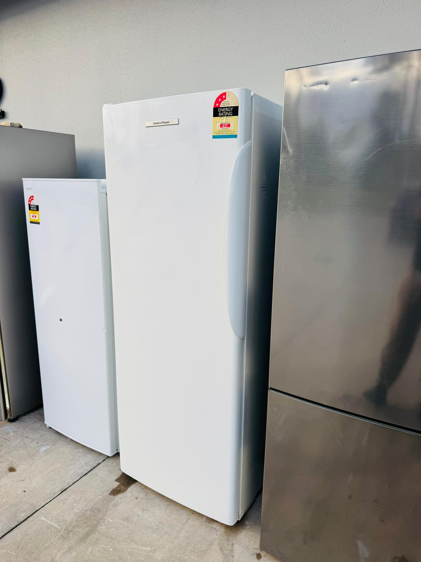 FISHER AND PAYKEL 389 LITRES FREEZER ONLY