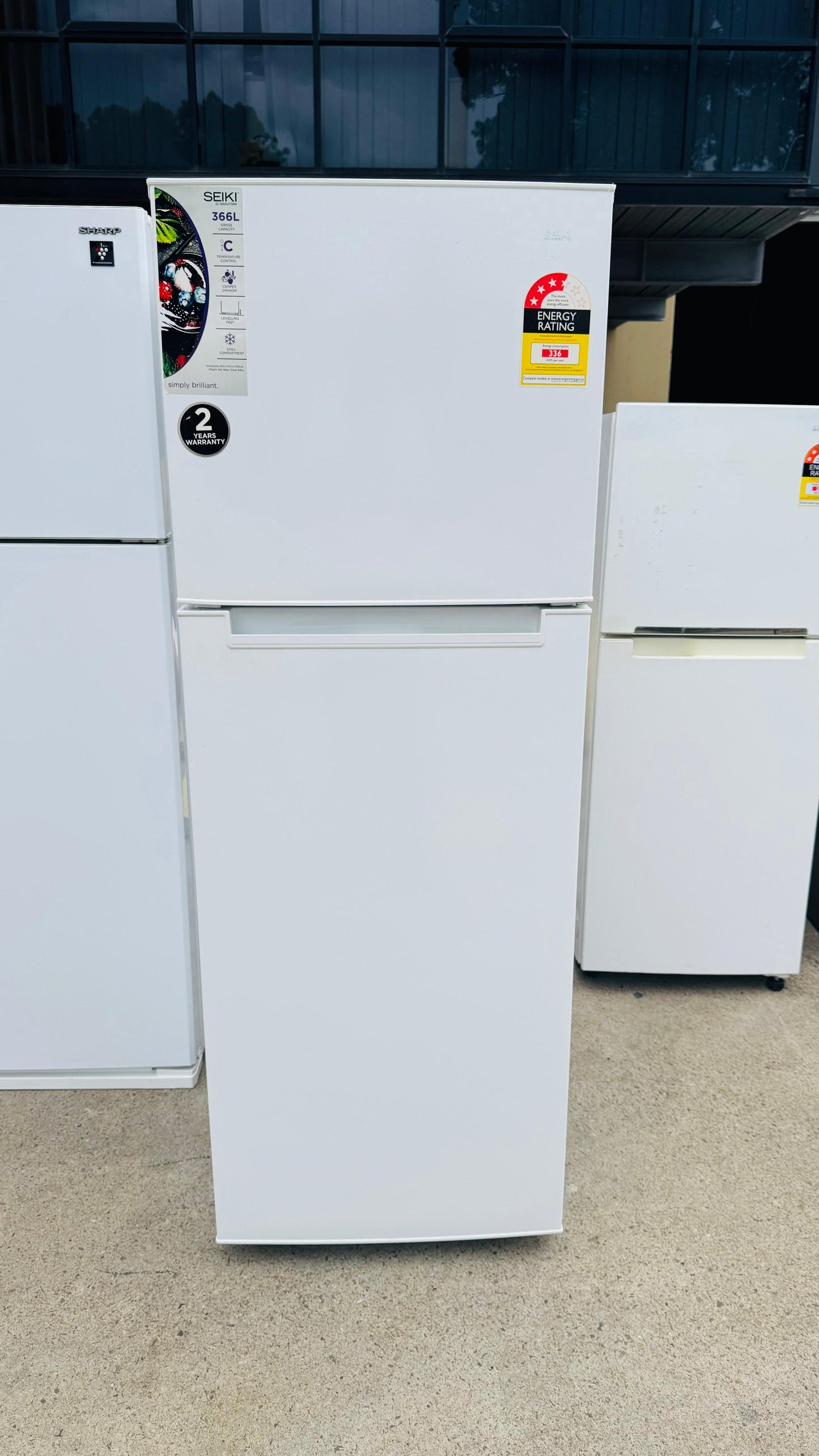 SEKI 366 LITRES FRIDGE FREEZER