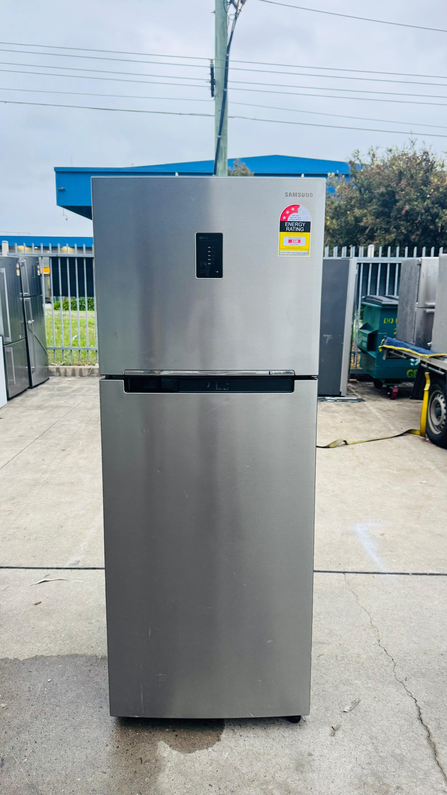 SAMSUNG 415 LITRES FRIDGE FREEZER