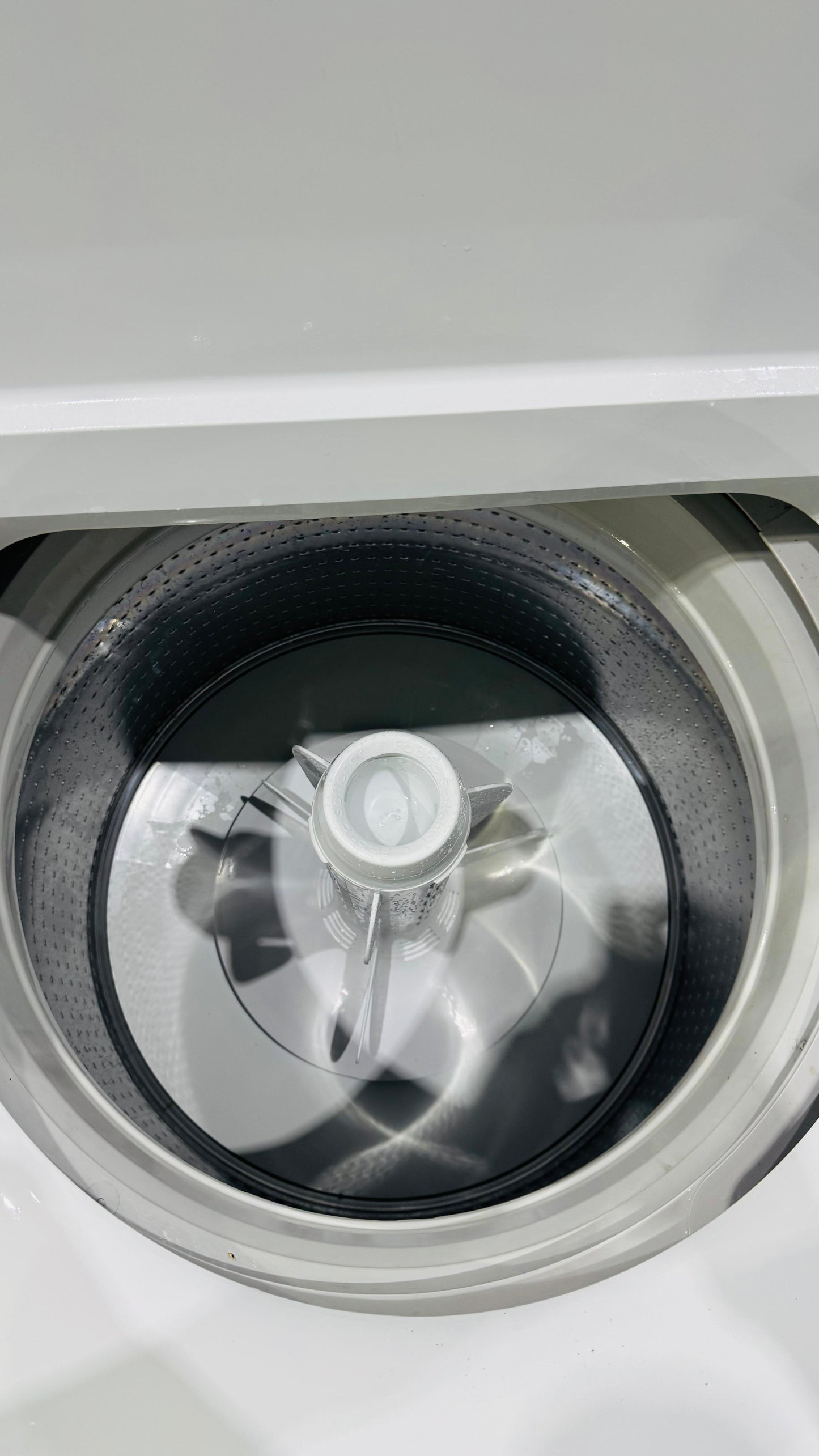 FISHER AND PAYKEL 10KGS TOP LOADER WASHING MACHINE