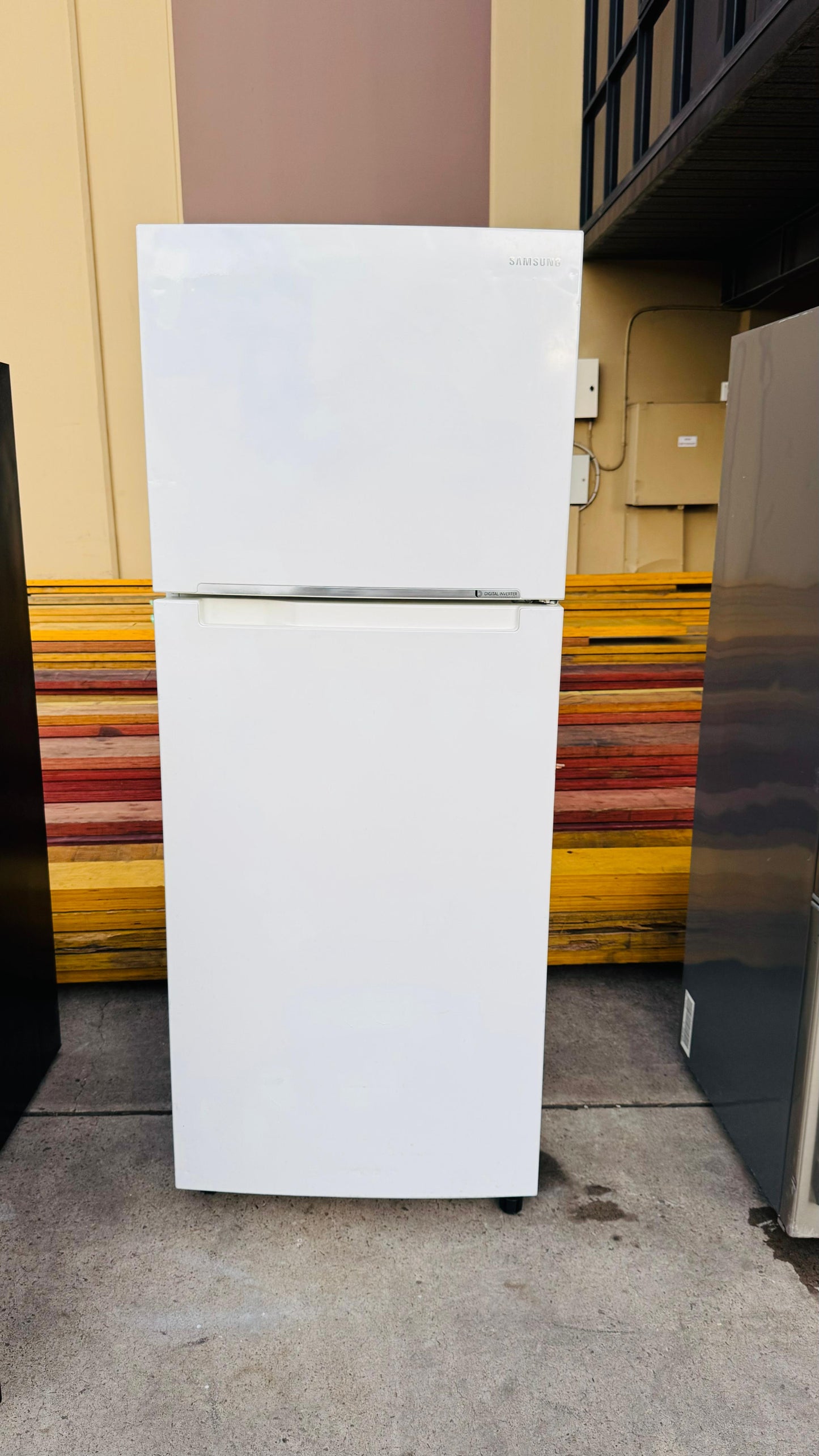 SAMSUNG 471 LITRES FRIDGE FREEZER