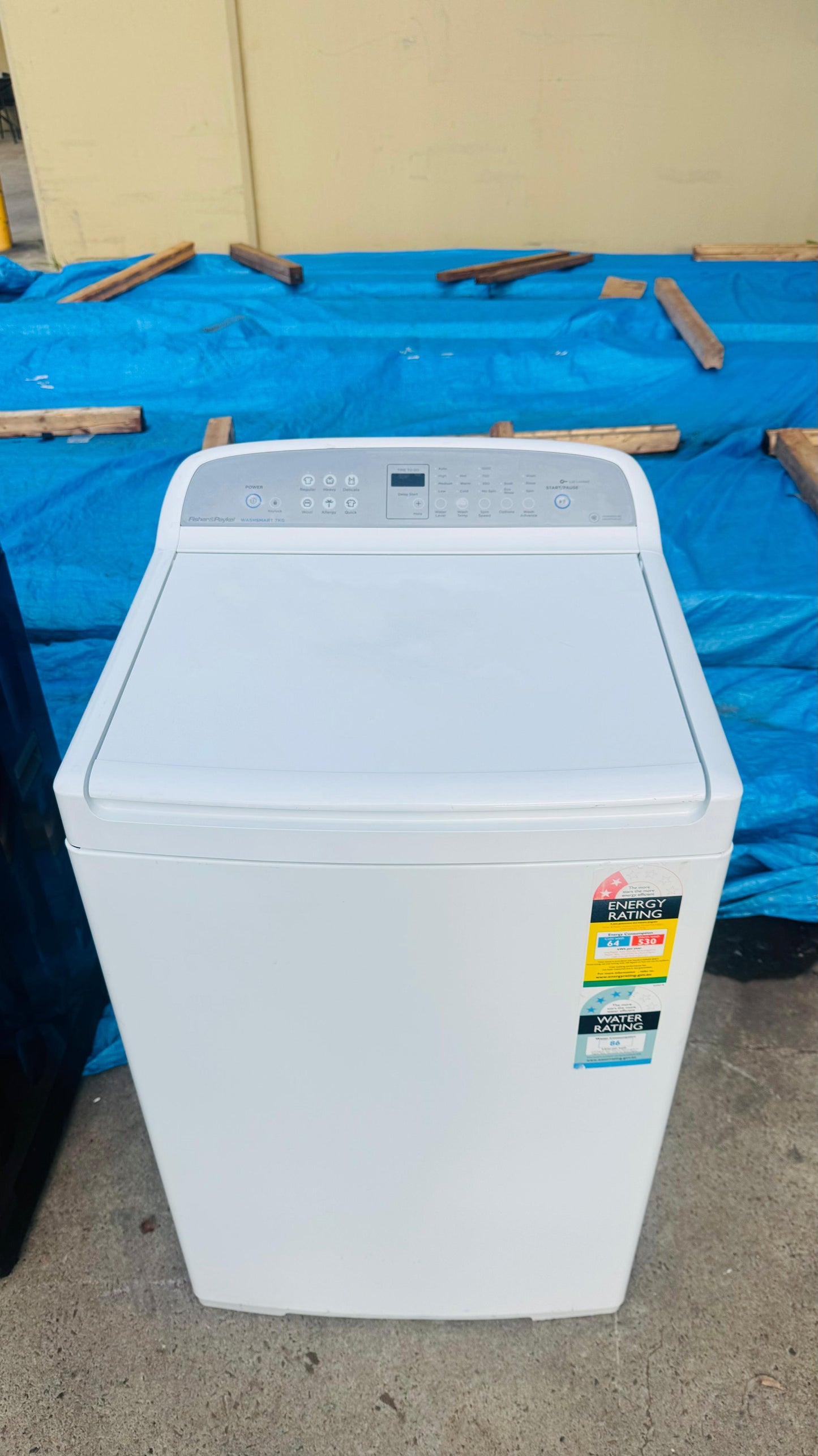 FISHER AND PAYKEL 7KGS TOP LOADER WASHING MACHINE