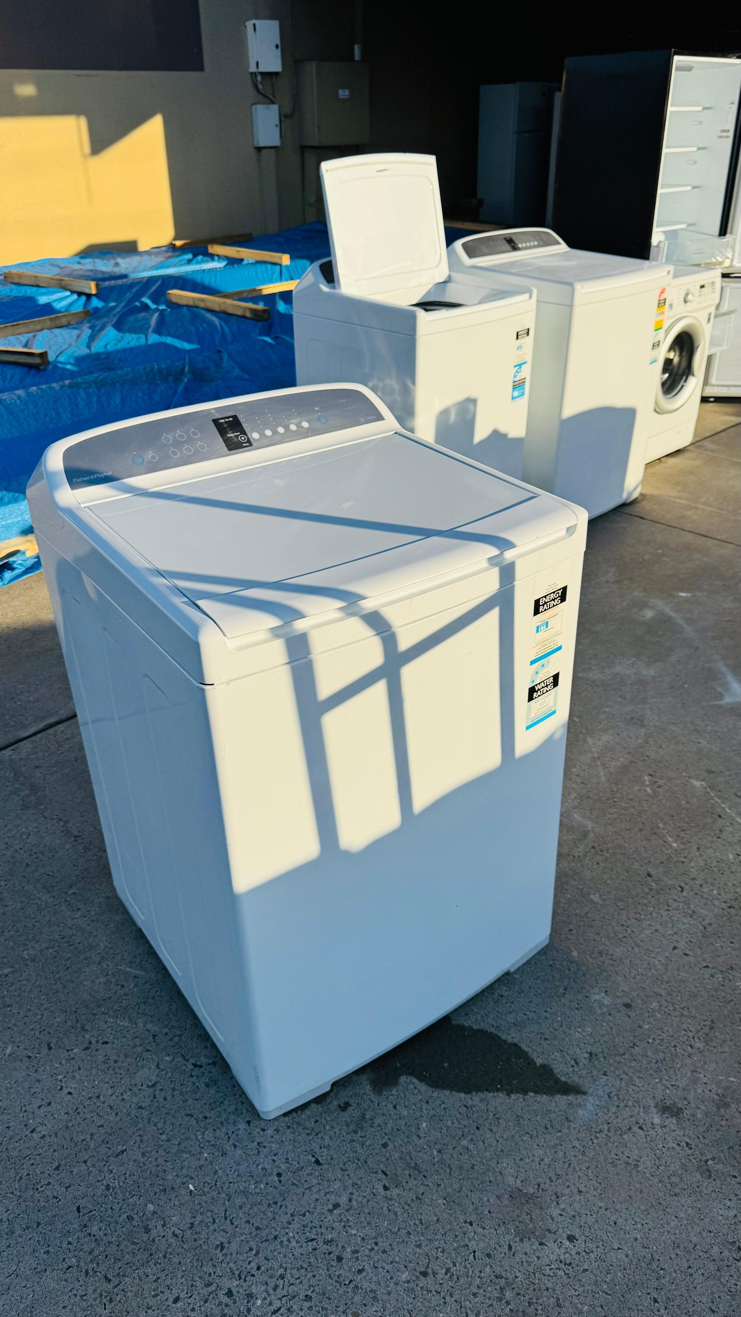 FISHER AND PAYKEL 10KGS TOP LOADER WASHING MACHINE