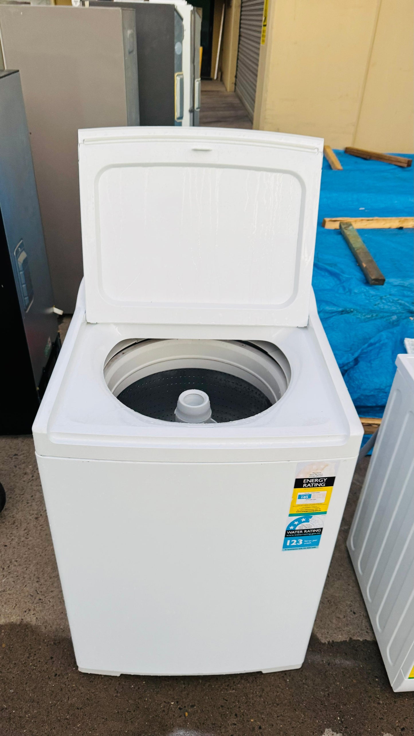 FISHER AND PAYKEL 10KGS TOP LOADER WASHING MACHINE