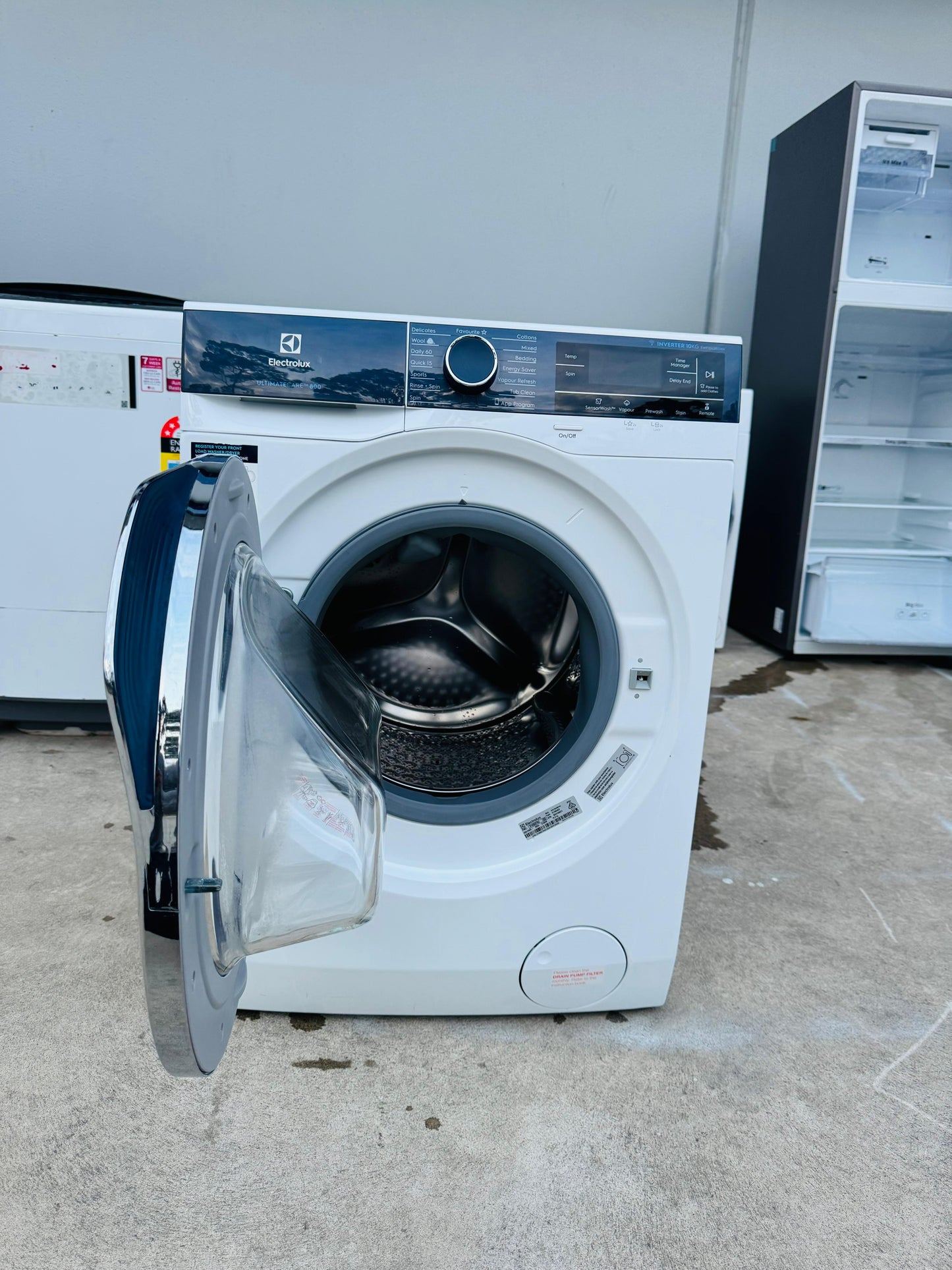 ELECTROLUX 10 KGS FRONT LOADER WASHING MACHINE