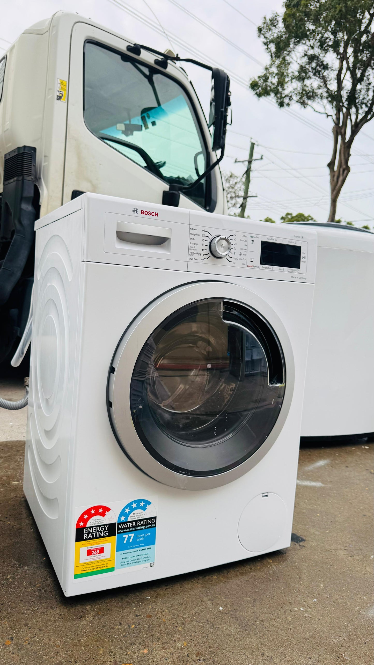 BOSCH 9KGS FRONT LOADER WASHING MACHINE
