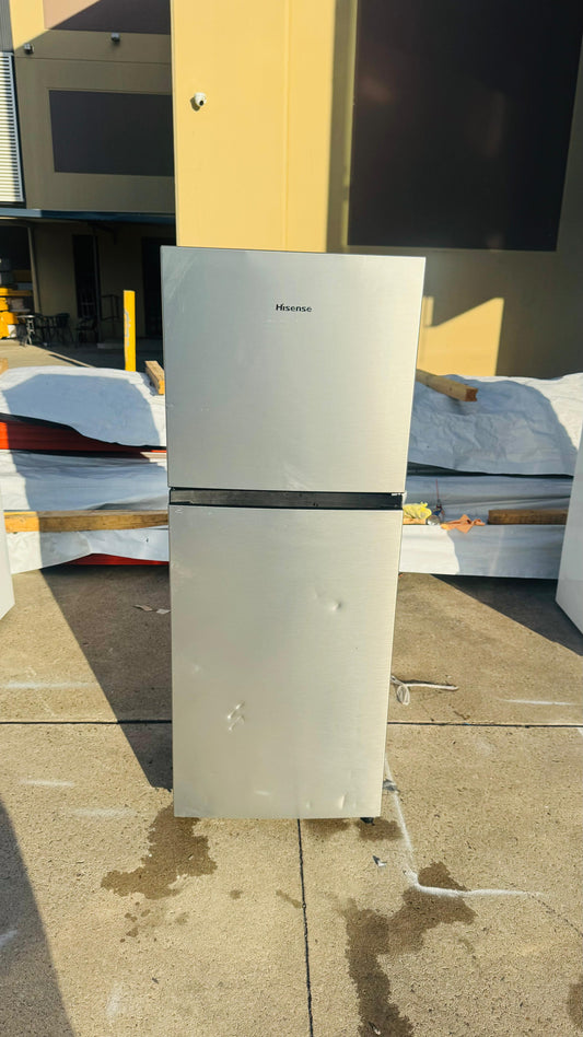 HISENSE 223 LITRES FRIDGE FREEZER